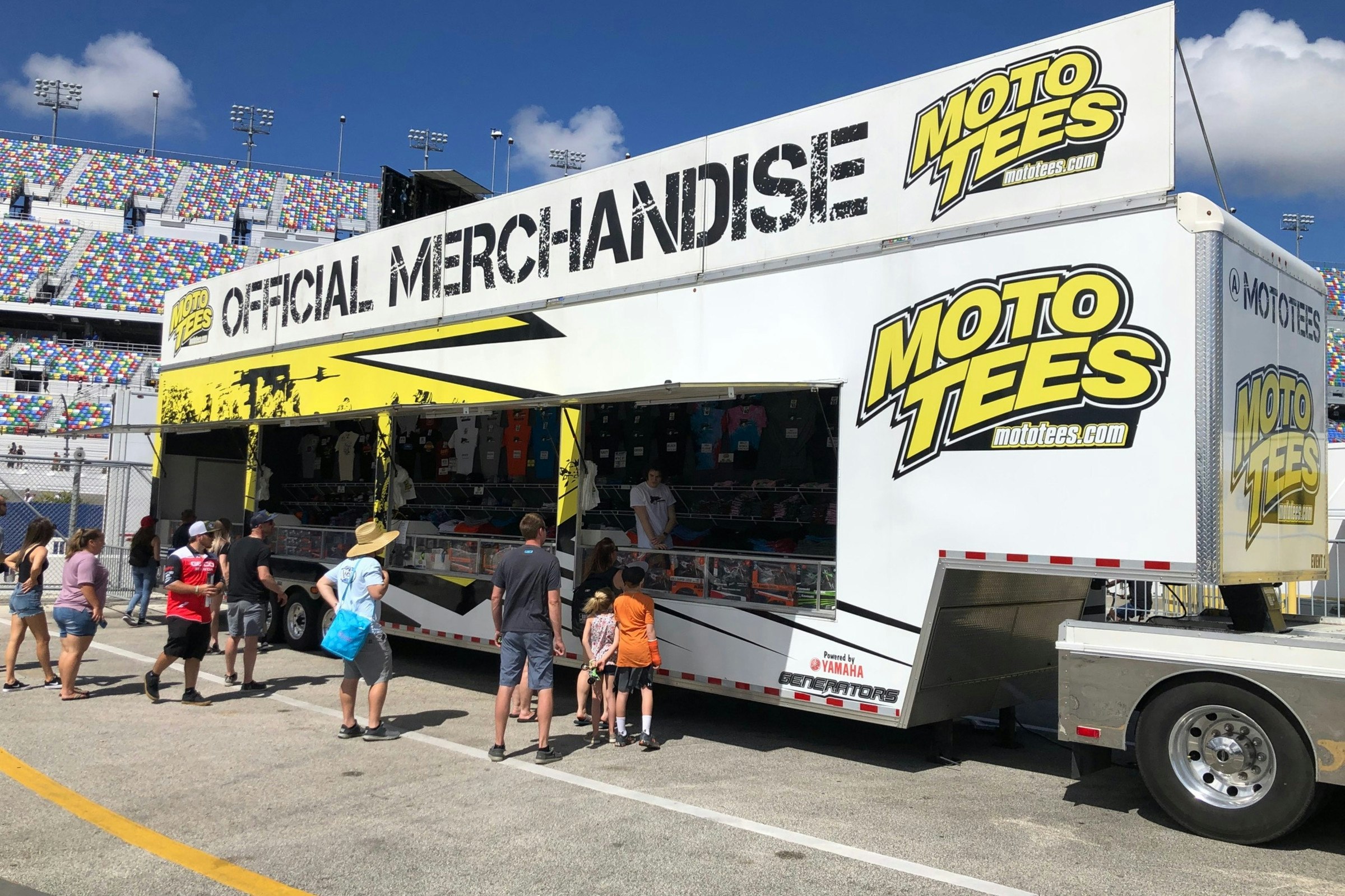 MotoTees is Seeking Class A CDL Drivers for 2023  Supercross & Pro Motocross Season