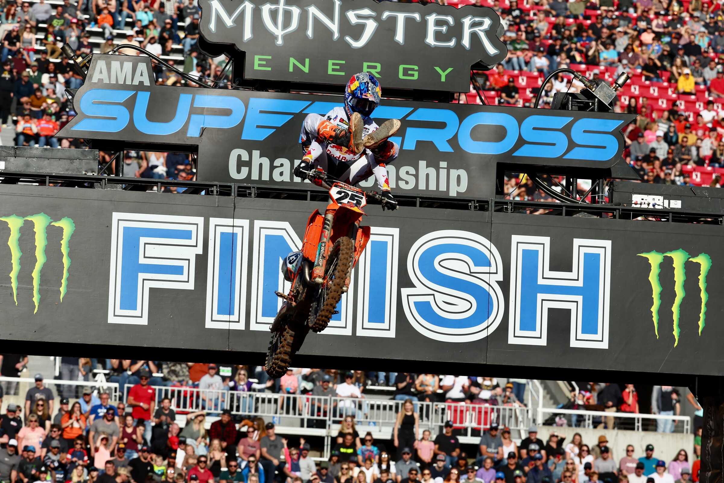 Marvin Musquin won the first 450SX heat race.