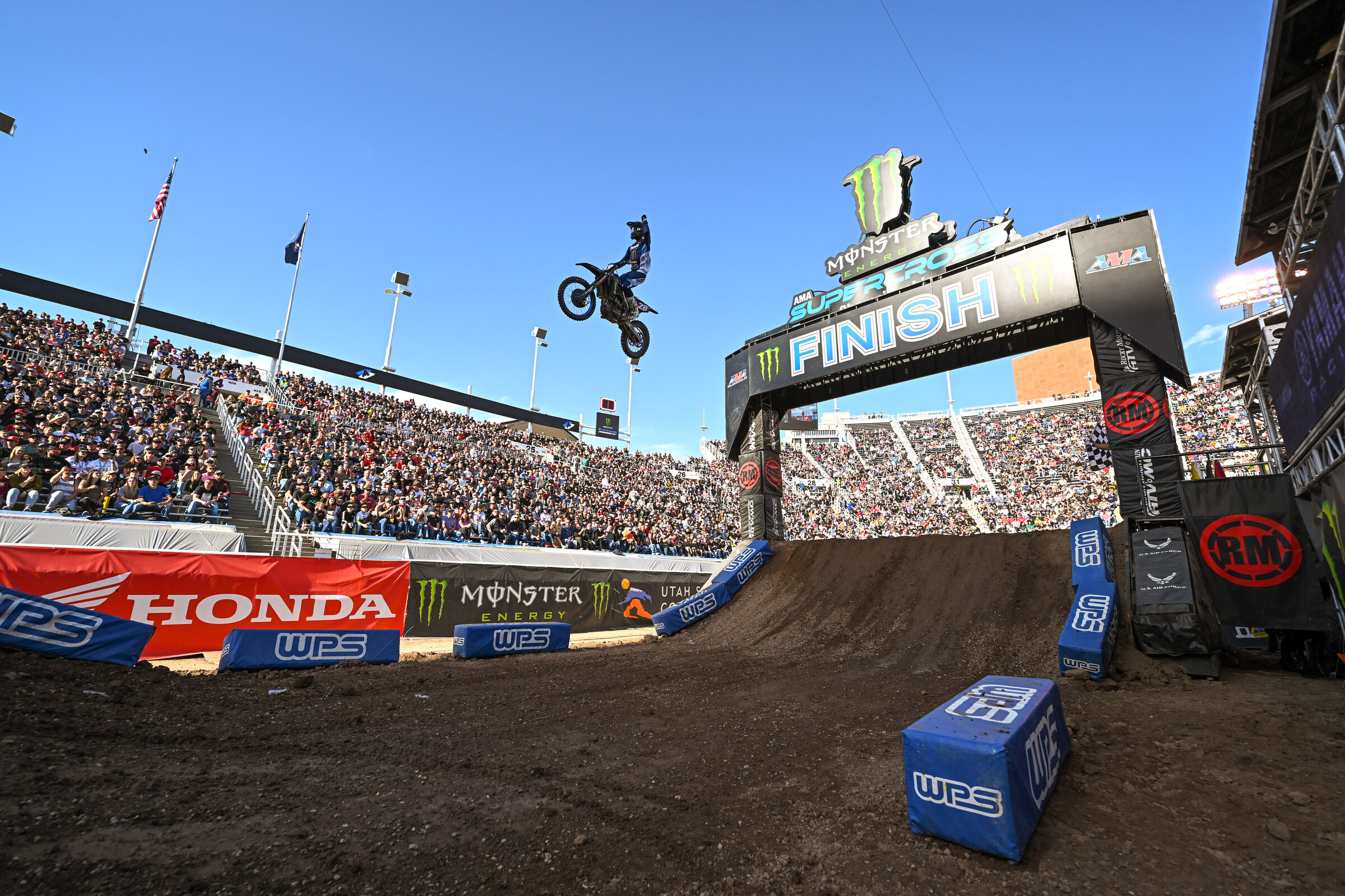 Christian Craig won the 250SX West Region heat race.