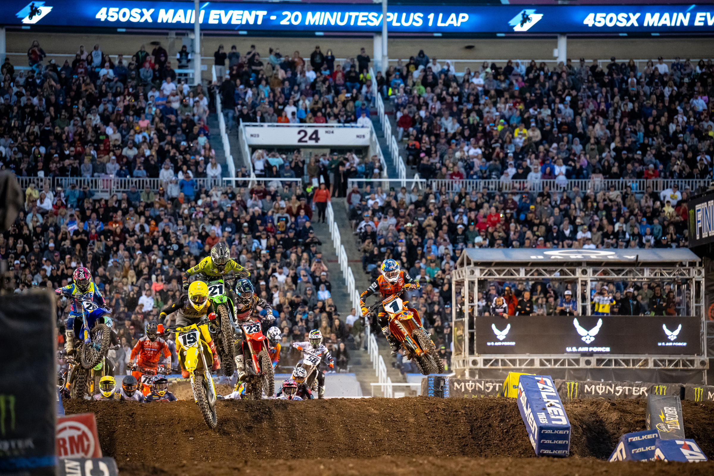 Supercross, Pro Motocross Finalize 2024 Schedules SPEED, 51 OFF