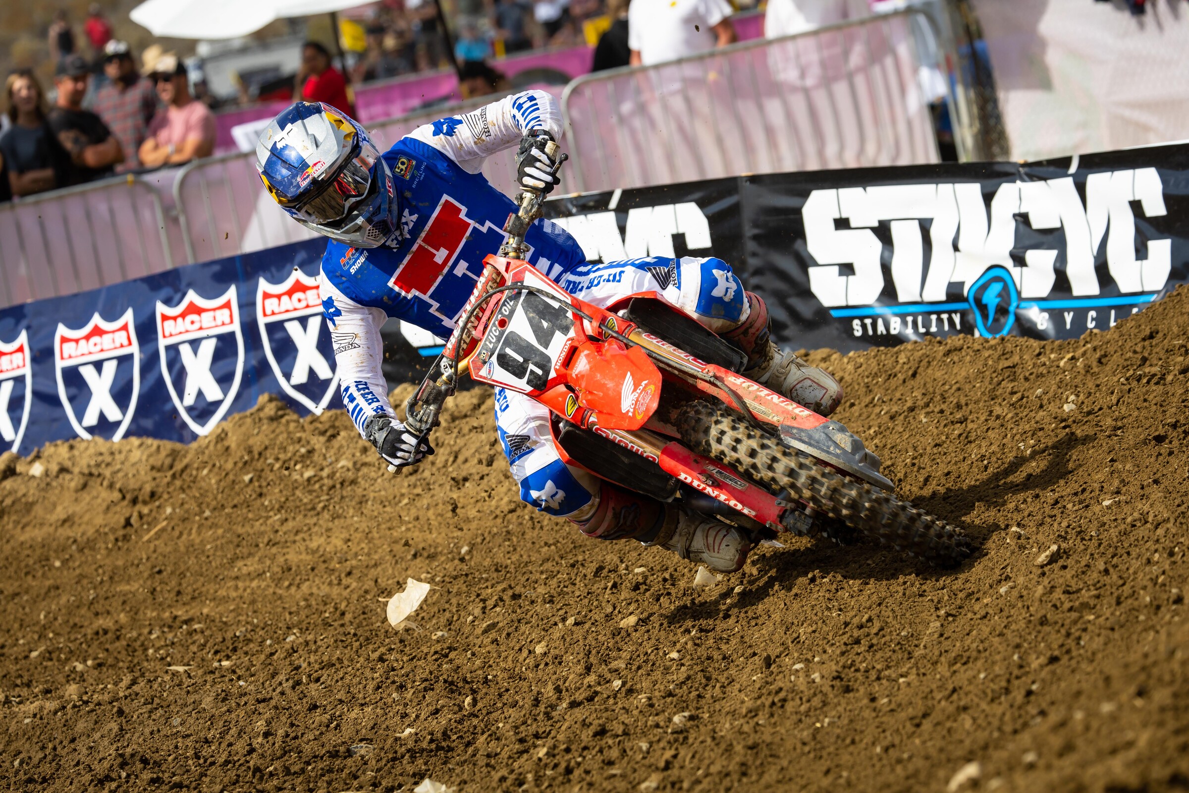 Ken Roczen opened his 2022 season with a 2-2 performance.