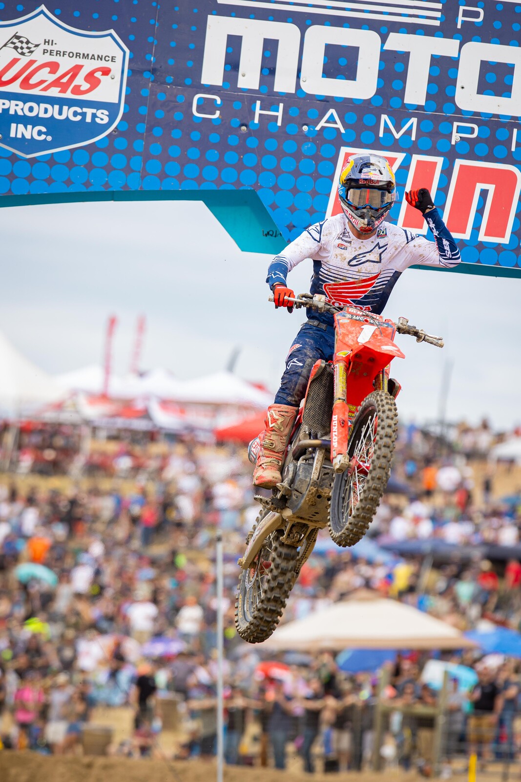 Defending champion Jett Lawrence takes the overall win at round two.