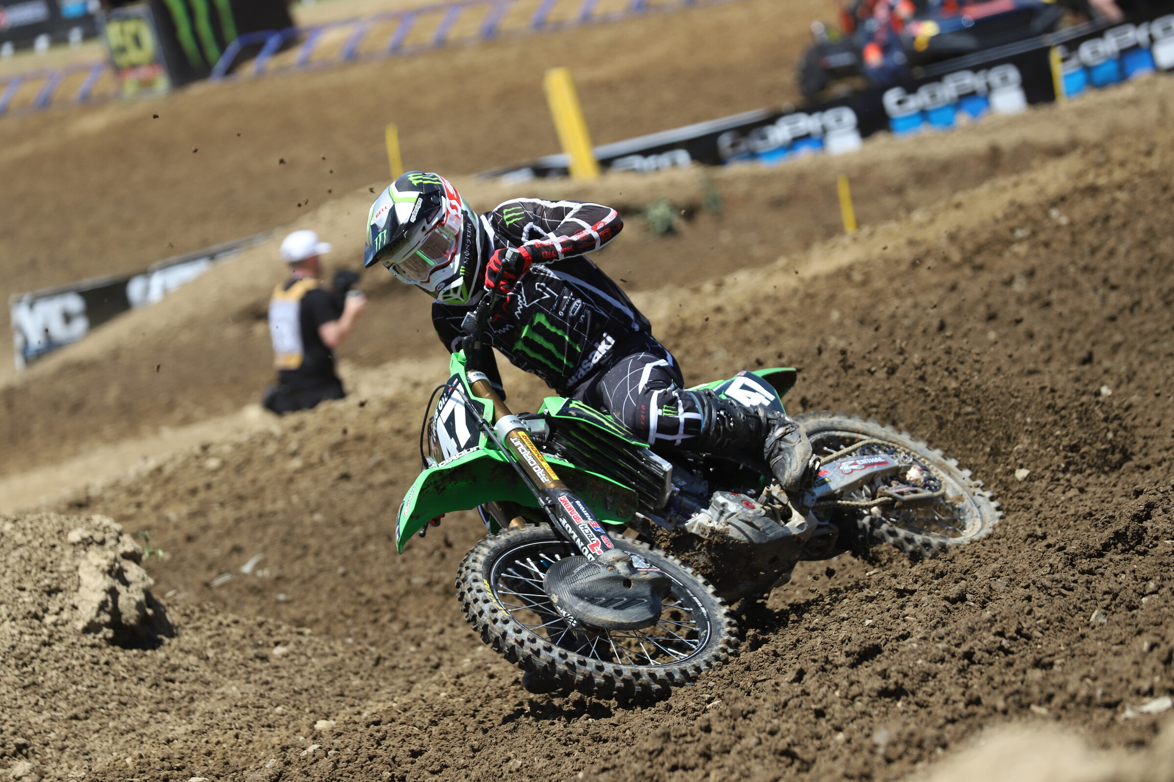 Seth Hammaker with clear track.