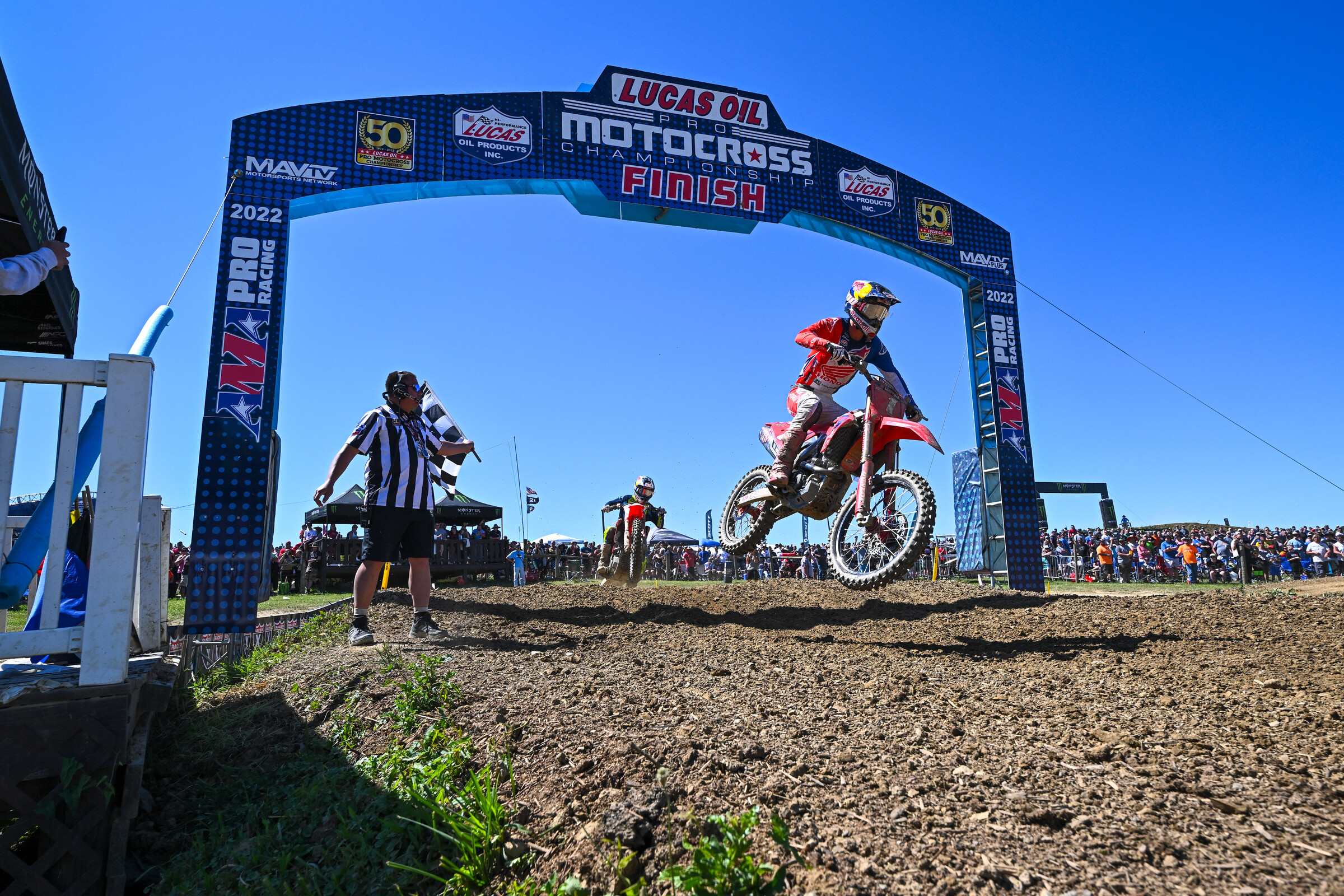 Jett Lawrence claiming the moto win ahead of his brother Hunter.