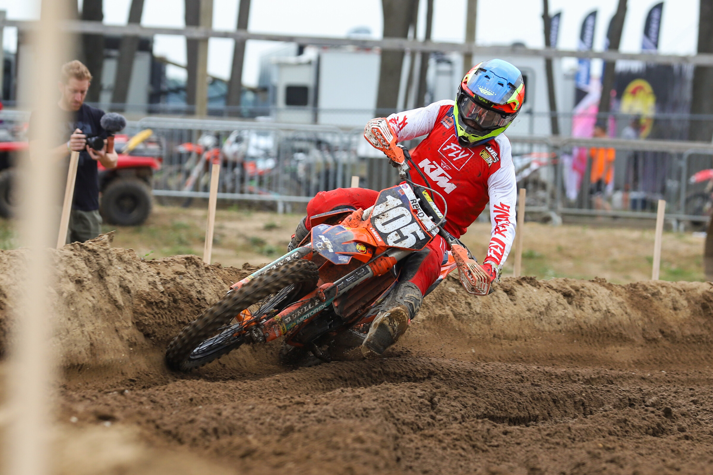 Mark Fineis finished 4-6 for third overall