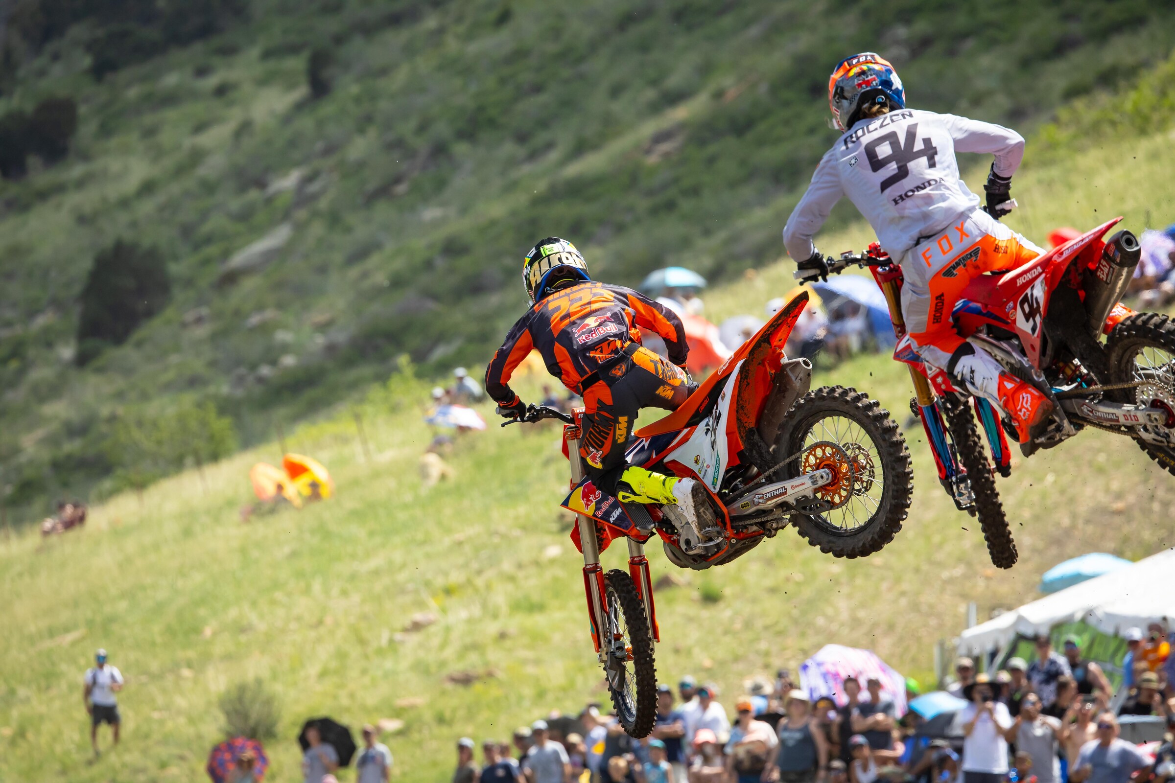 Cairoli and Ken Roczen at the Thunder Valley National.