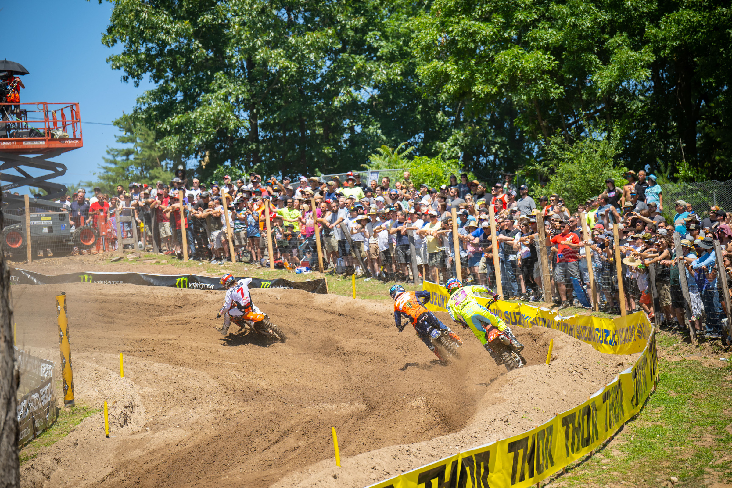 Racer X Films: Infield Access Raw - Southwick 450 Class