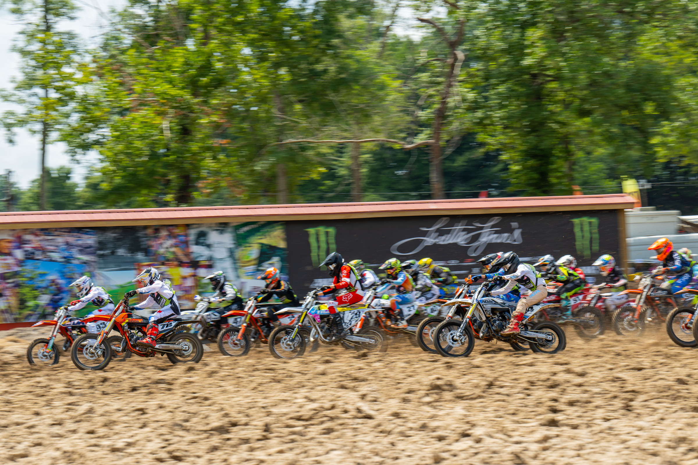 Weege Show: Loretta's Day 1 and SuperMotocross Talk