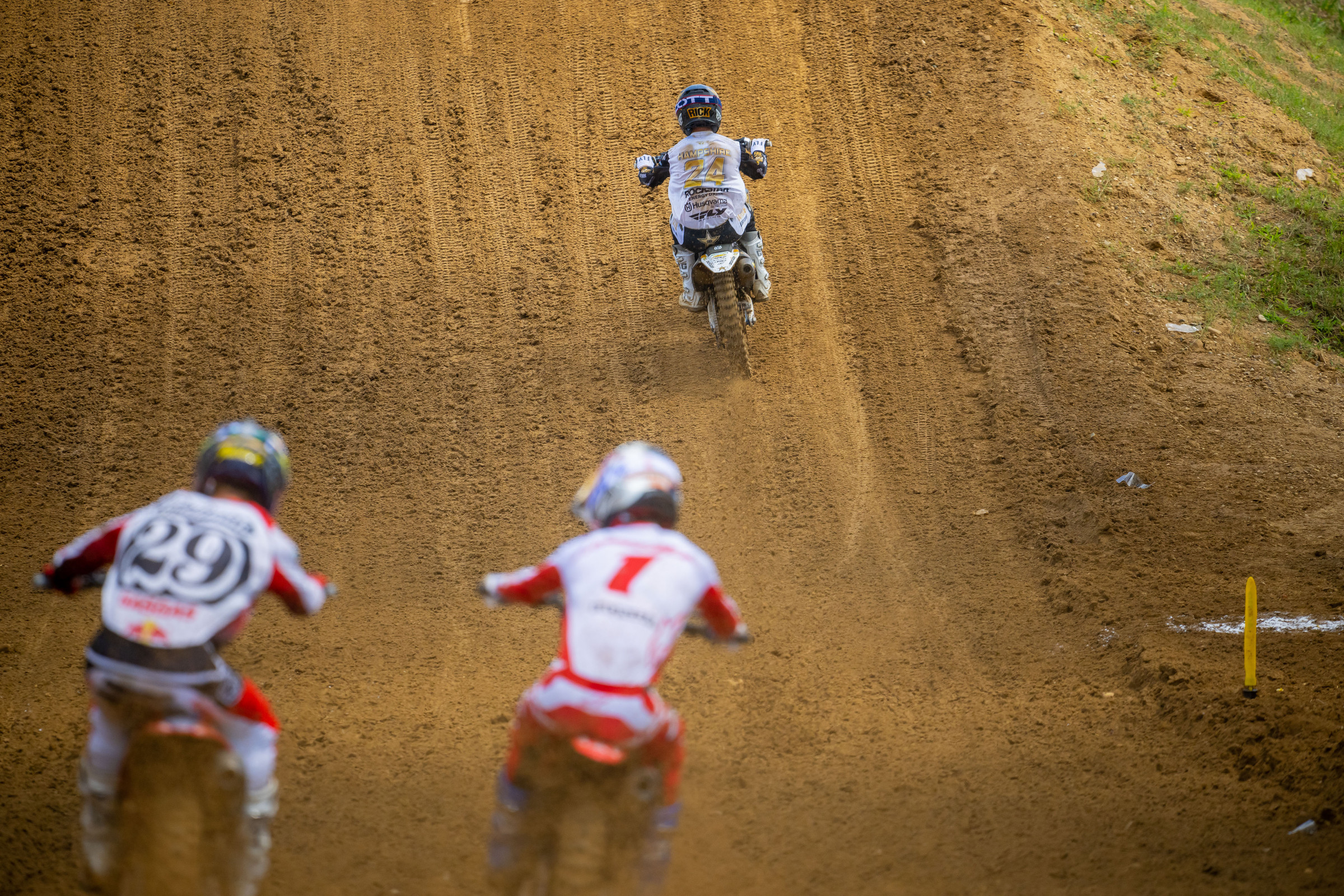 Racer X Films: Infield Access Raw - Budds Creek 250 Class
