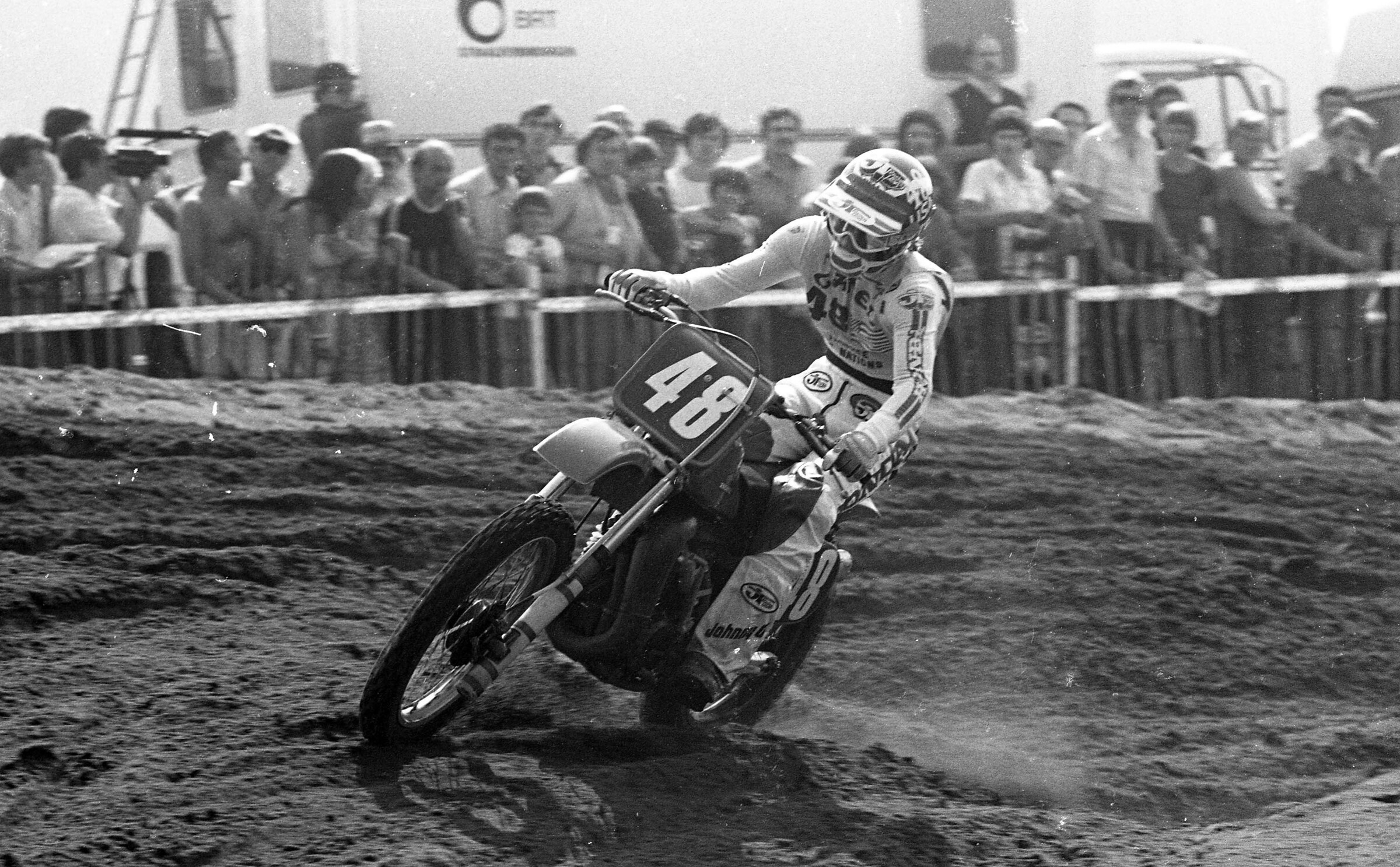 Photo Gallery from 1981 Motocross and Trophee Des Nations - Racer X