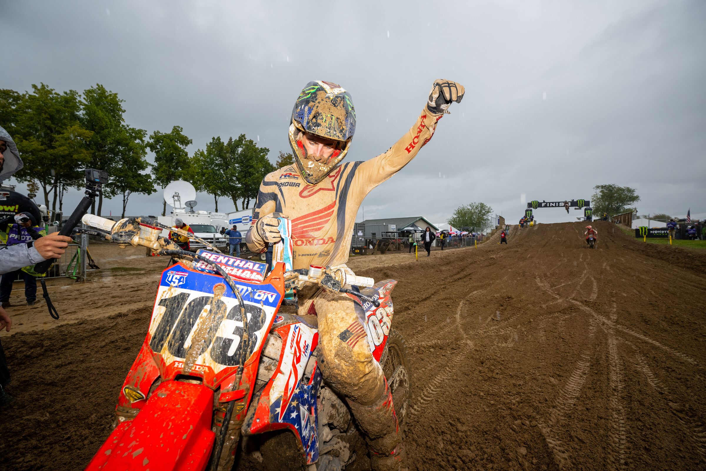 Between the Motos: Chase Sexton