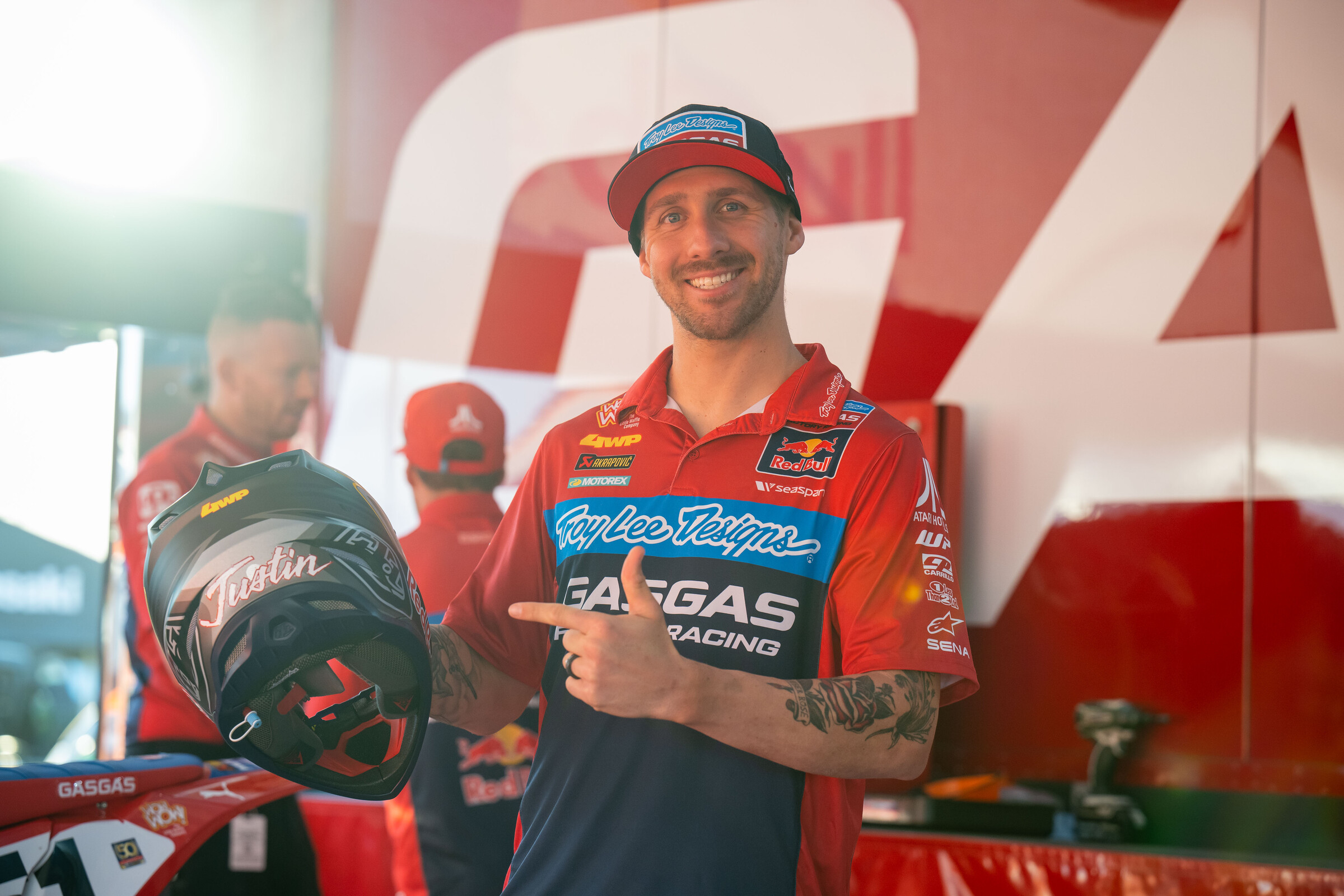 Justin Barcia takes a shot at himself.