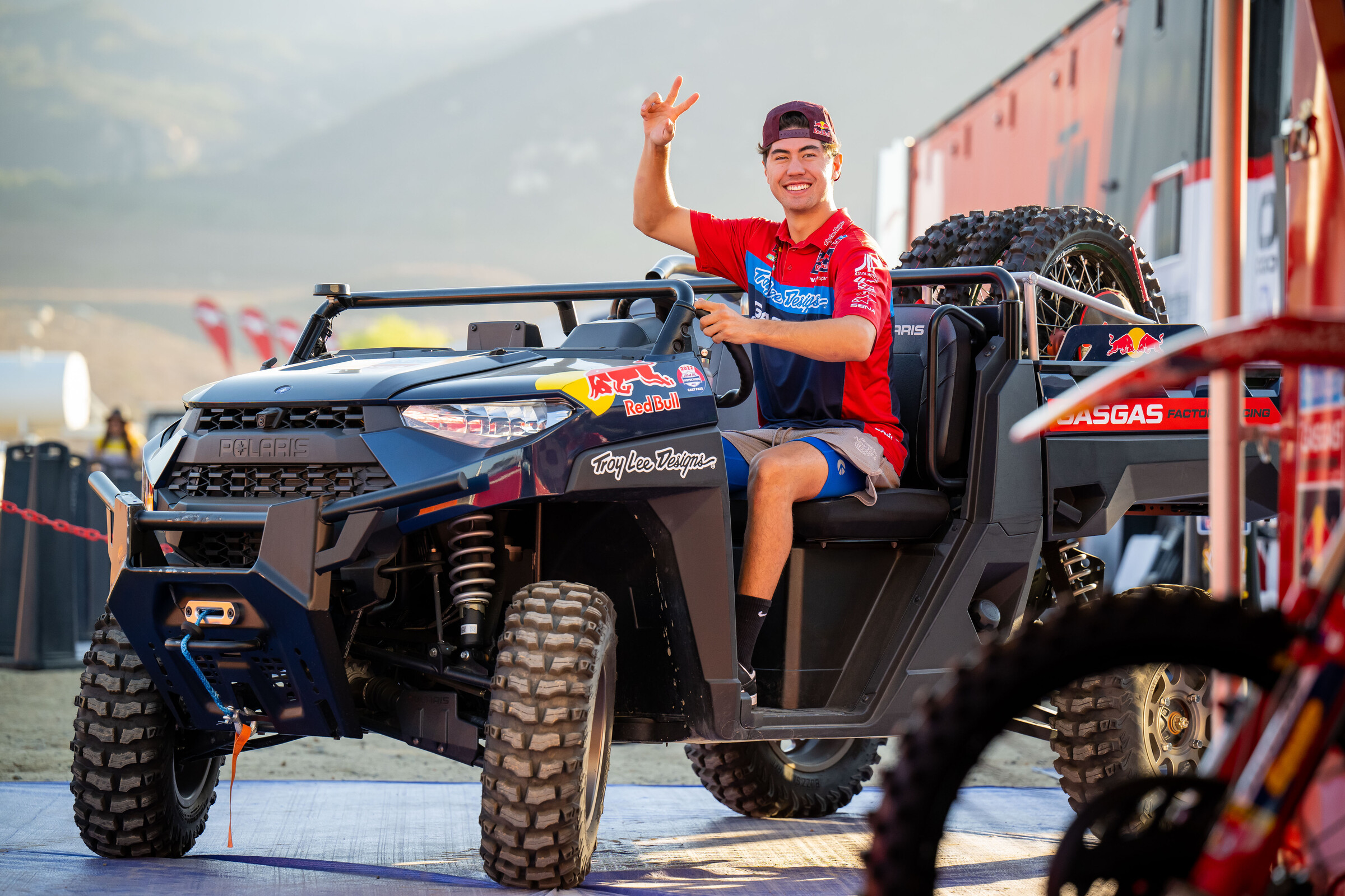 Pierce Brown doing some Uber work around Pala. 