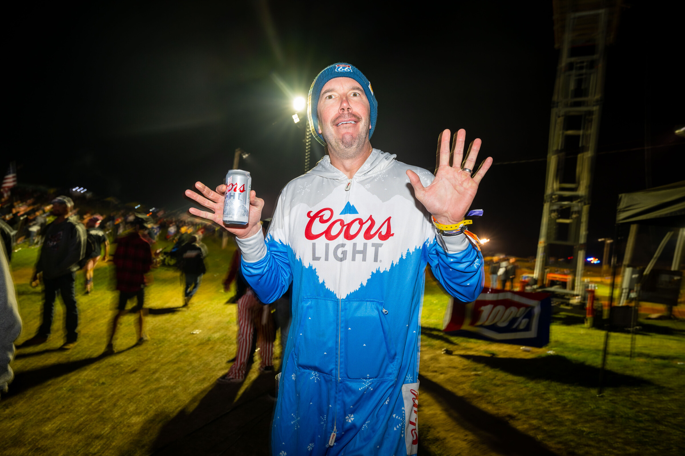 Lil D wore his team colors across his chest (and ice chest). 