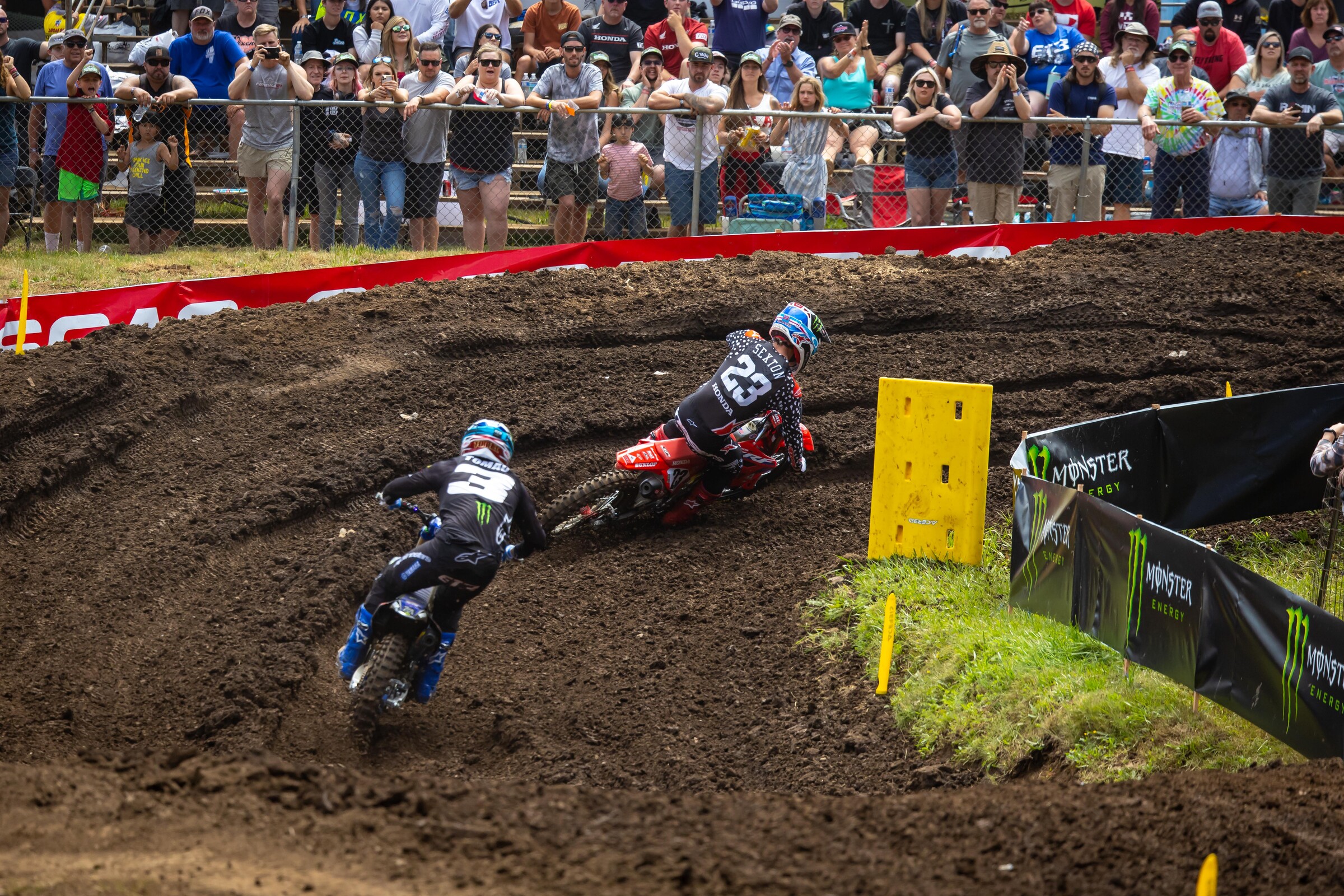 Sexton and Tomac passed each other back and forth multiple times at Washougal.
