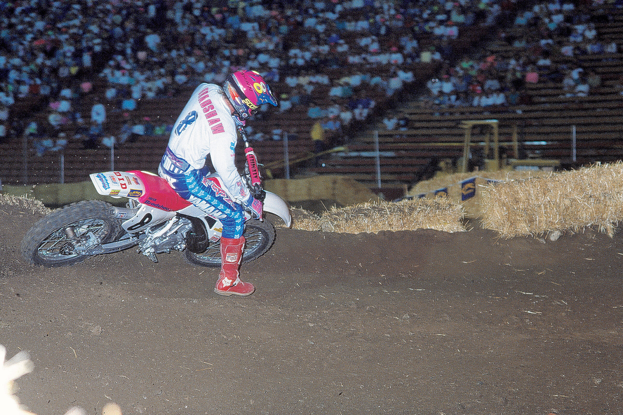 Jeff Matiasevich dicing with Kyle - The Motocross Vault