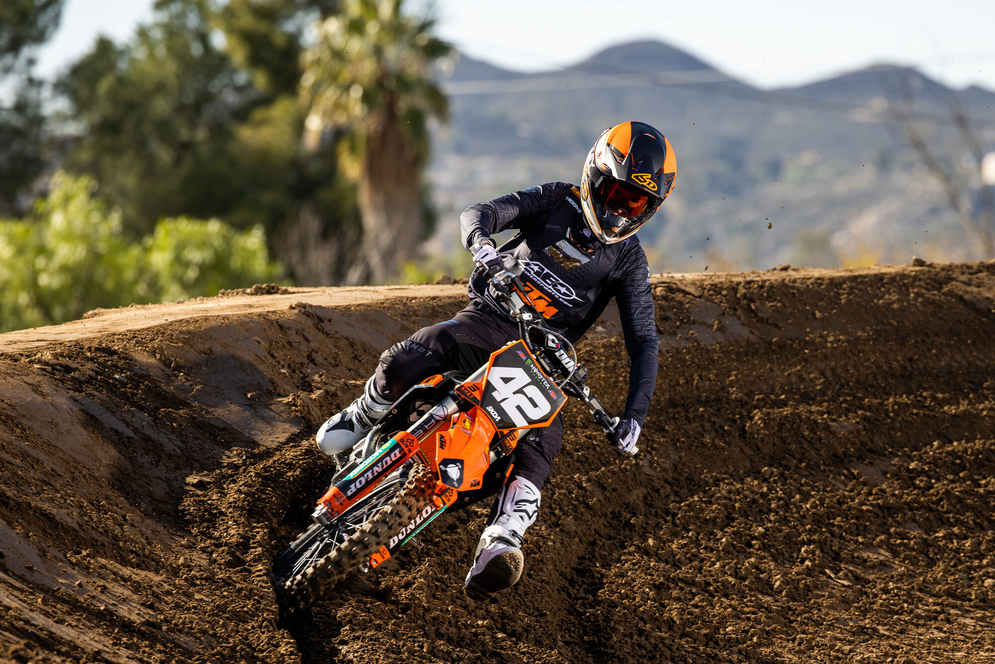 Photo Gallery: 2023 AEO Powersports KTM Racing Team Shoot - Racer X