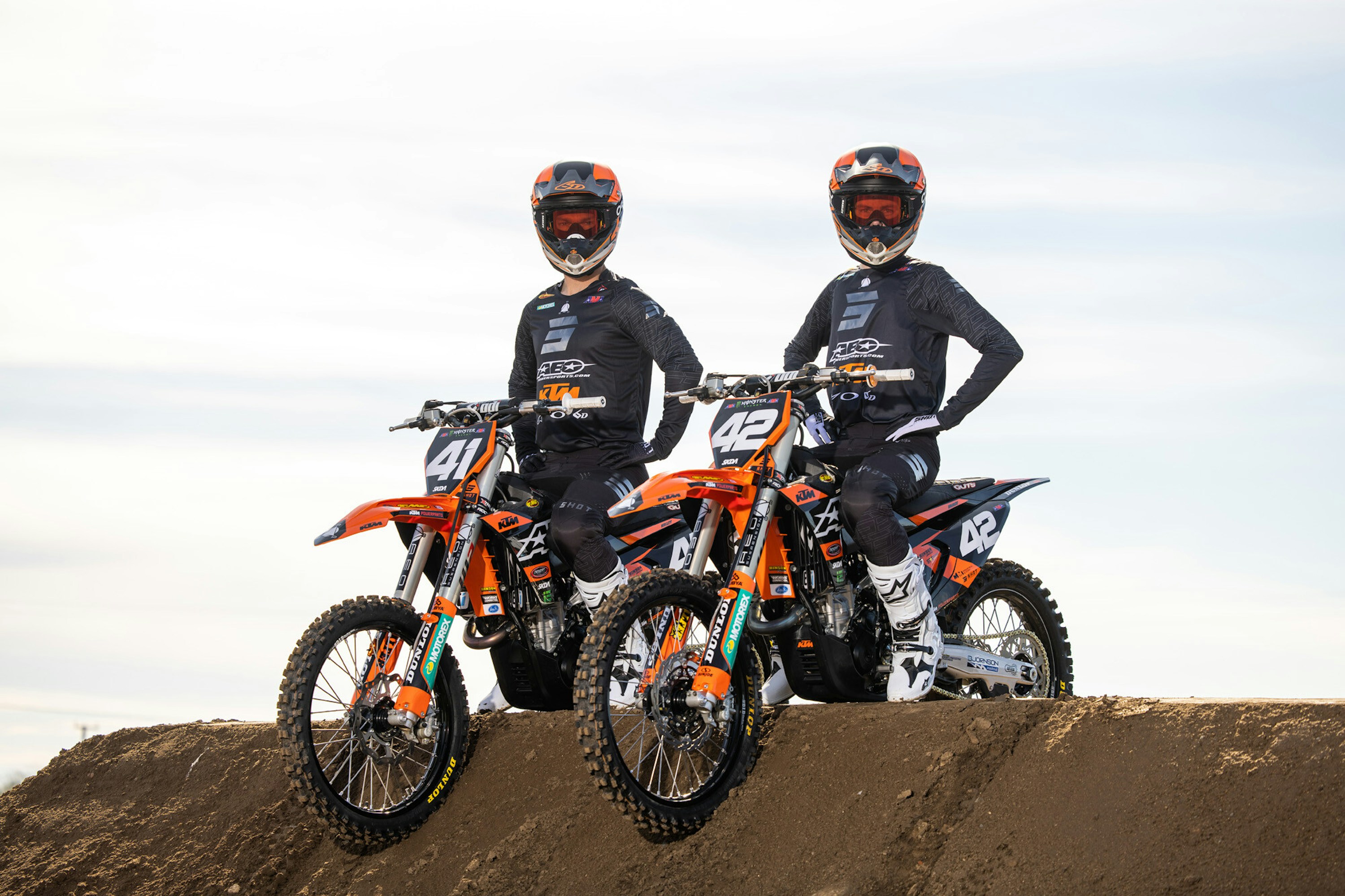 Photo Gallery: 2023 AEO Powersports KTM Racing Team Shoot - Racer X
