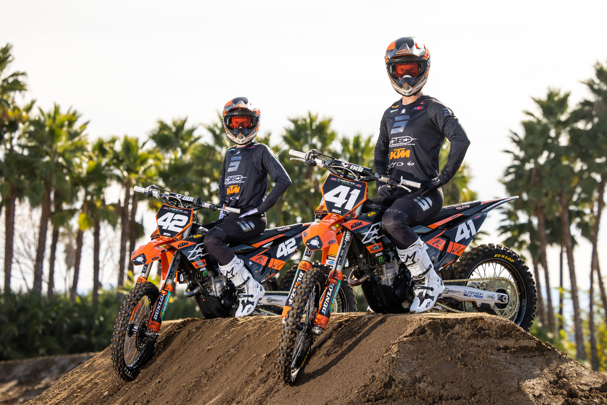 #42 Joshua Varize and #41 Derek Kelley