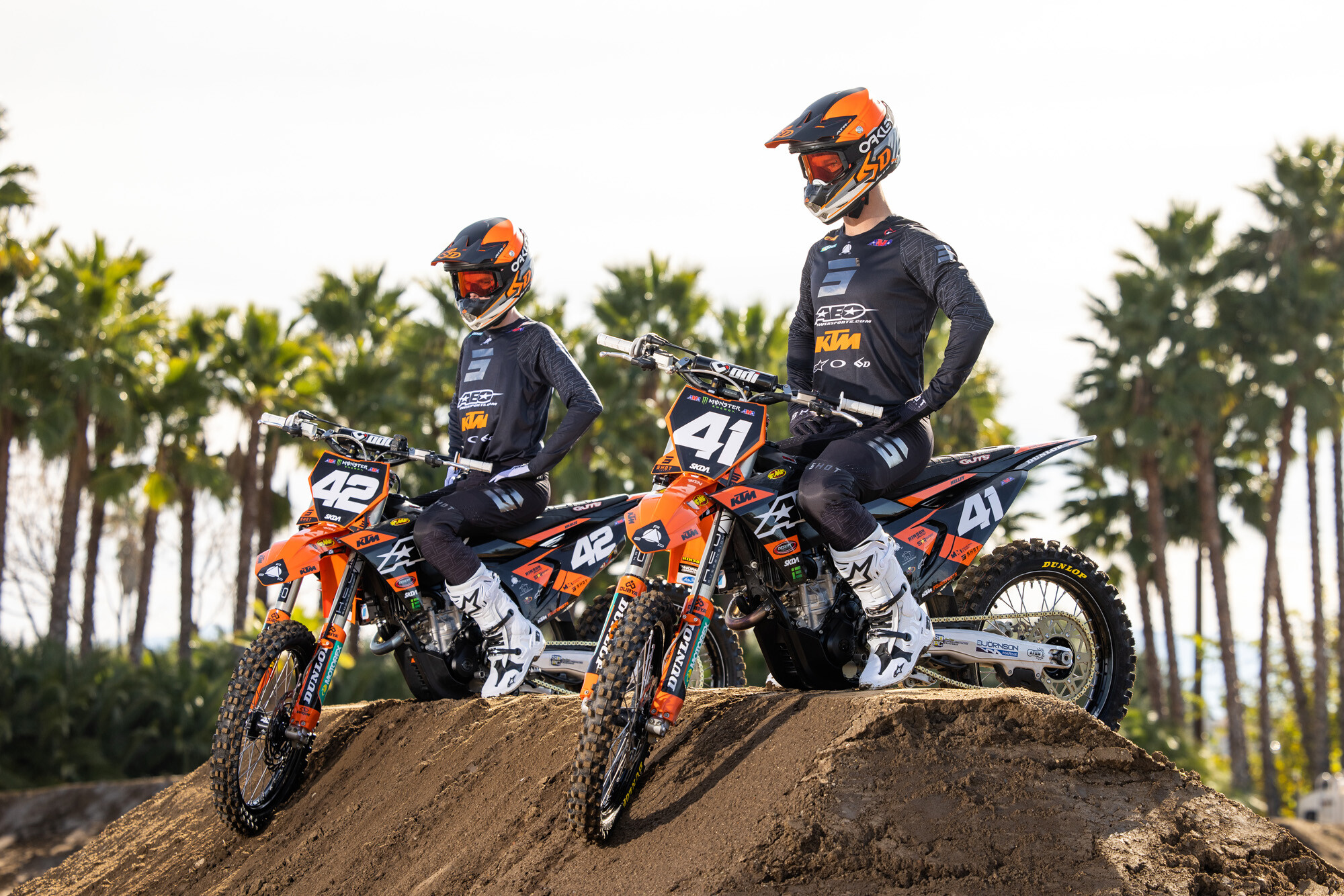 #42 Joshua Varize and #41 Derek Kelley