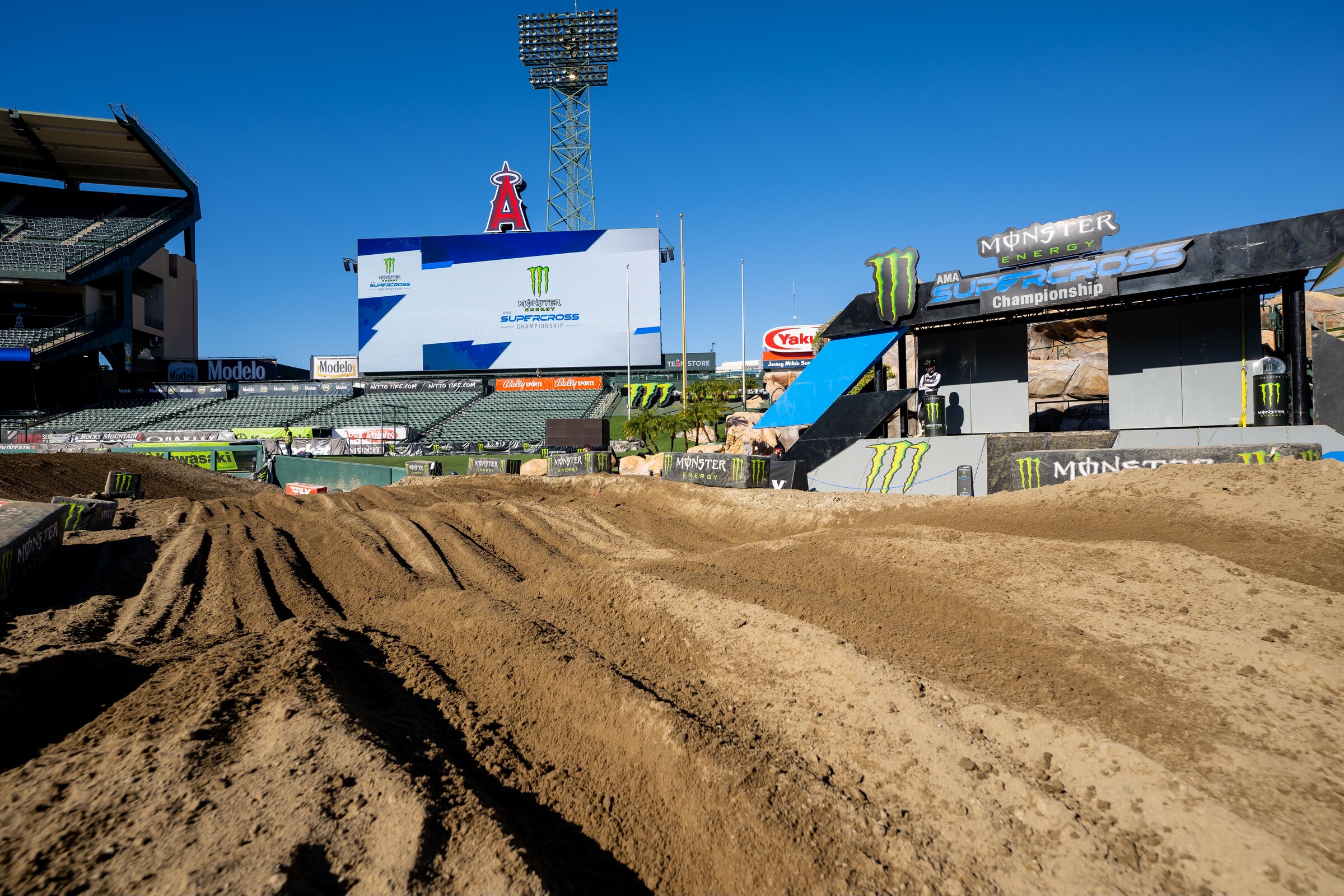 ANAHEIM 2023 SUPERCROSS 2 RELATÓRIO PRÉ-CORRIDA