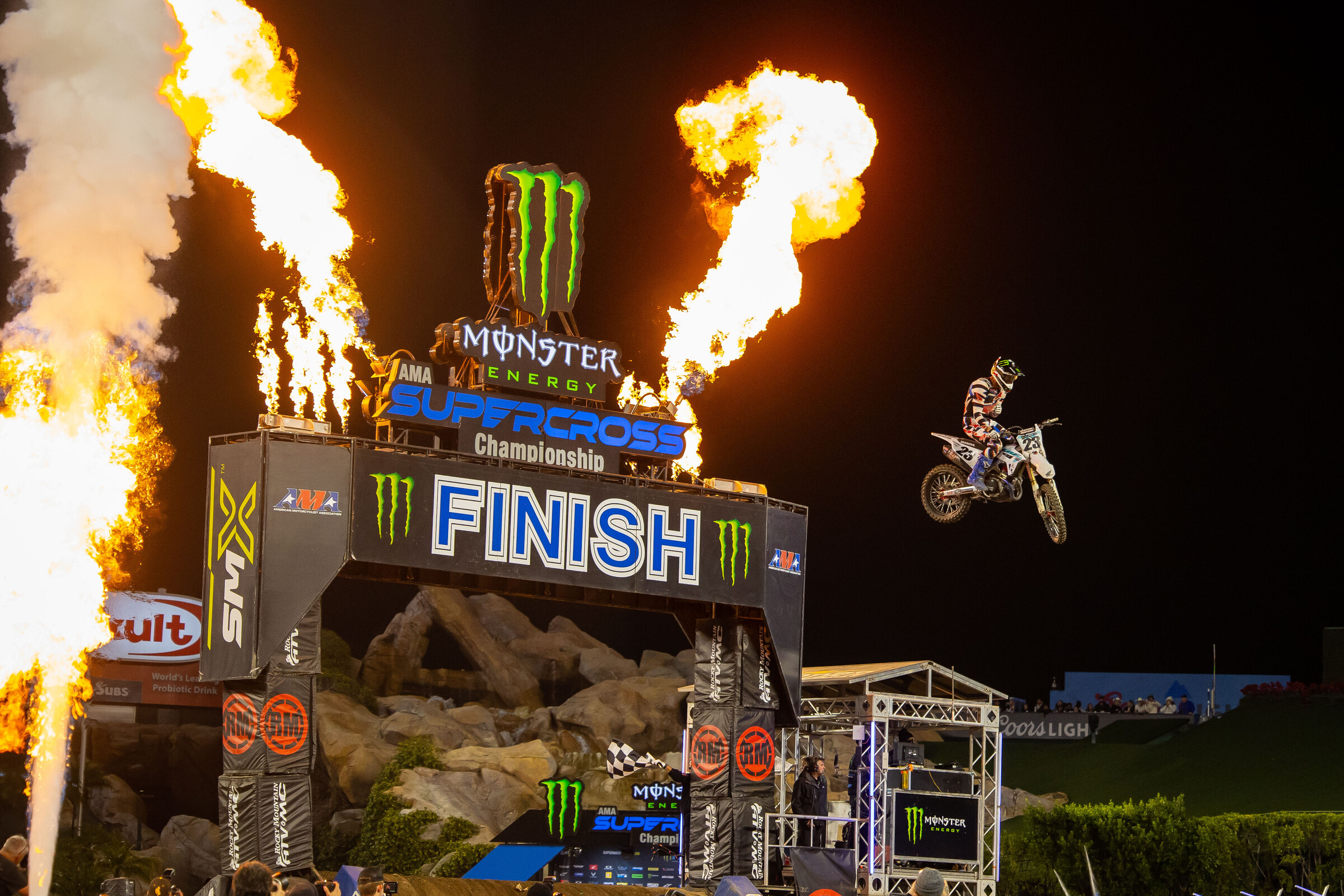 Chase Sexton claimed his first win of 2023 in Anaheim.