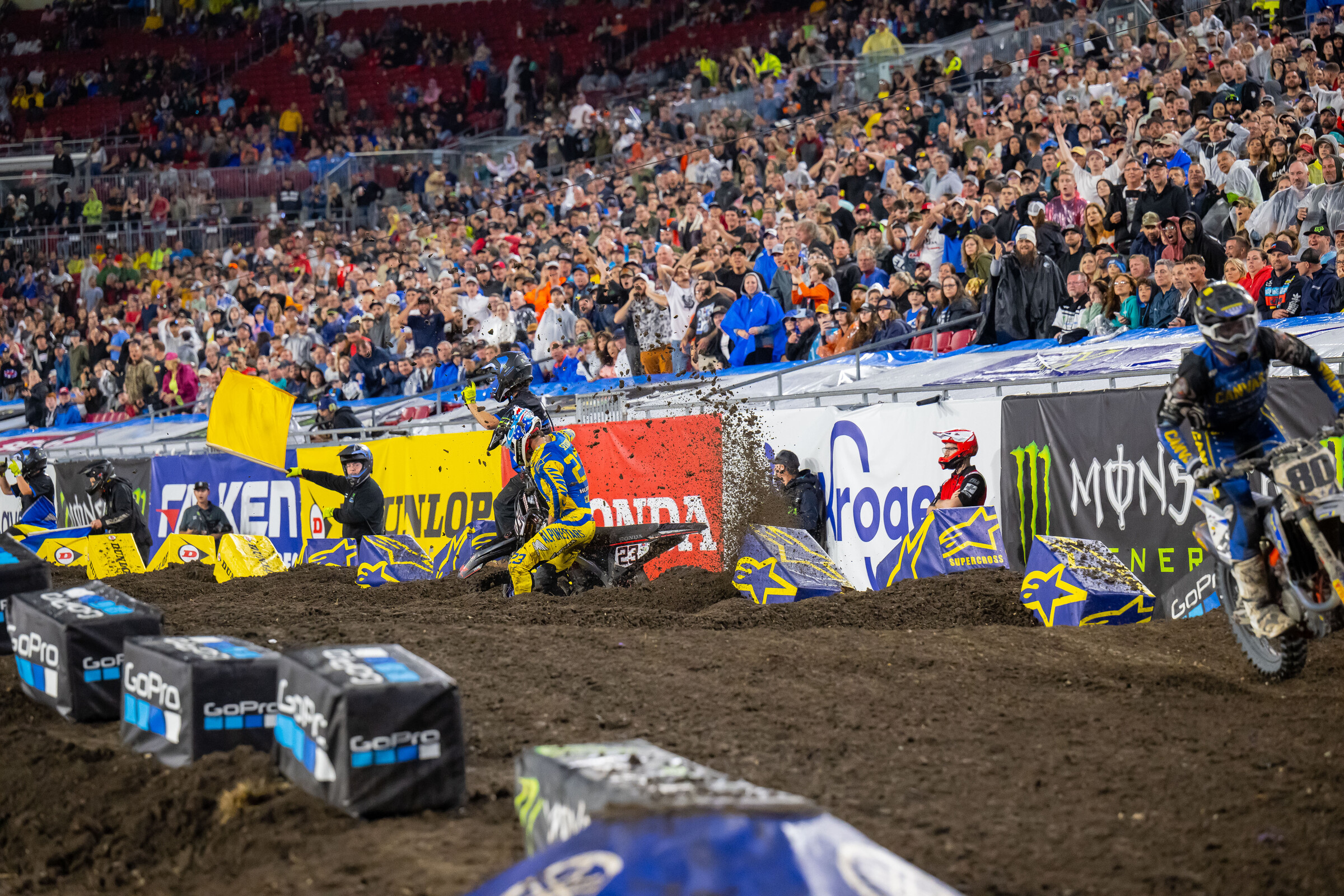 Sexton starts to get going again.