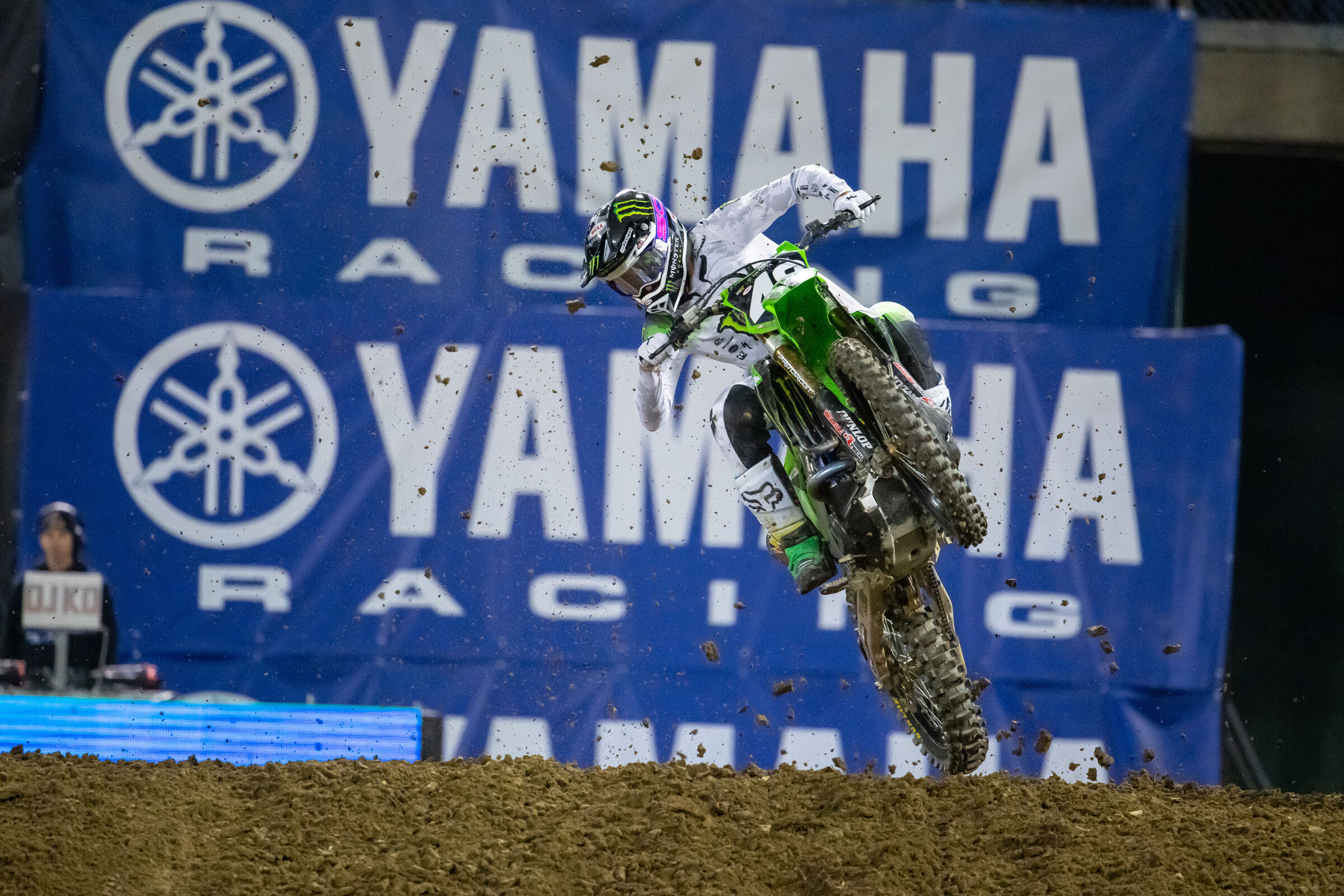 Cameron McAdoo battled to stay on the podium in Oakland.