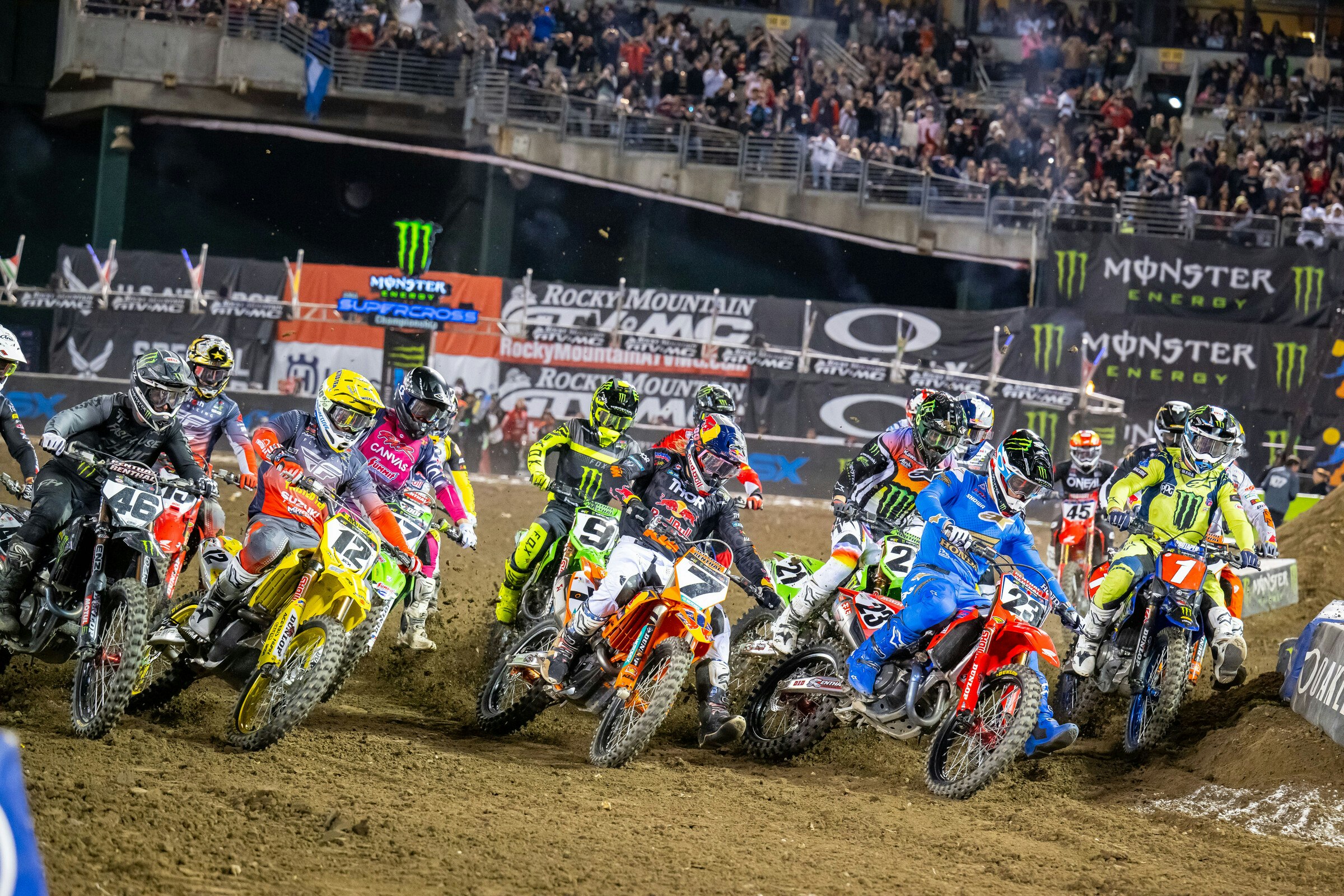 Watch: Oakland Supercross Main Event Highlights & Results