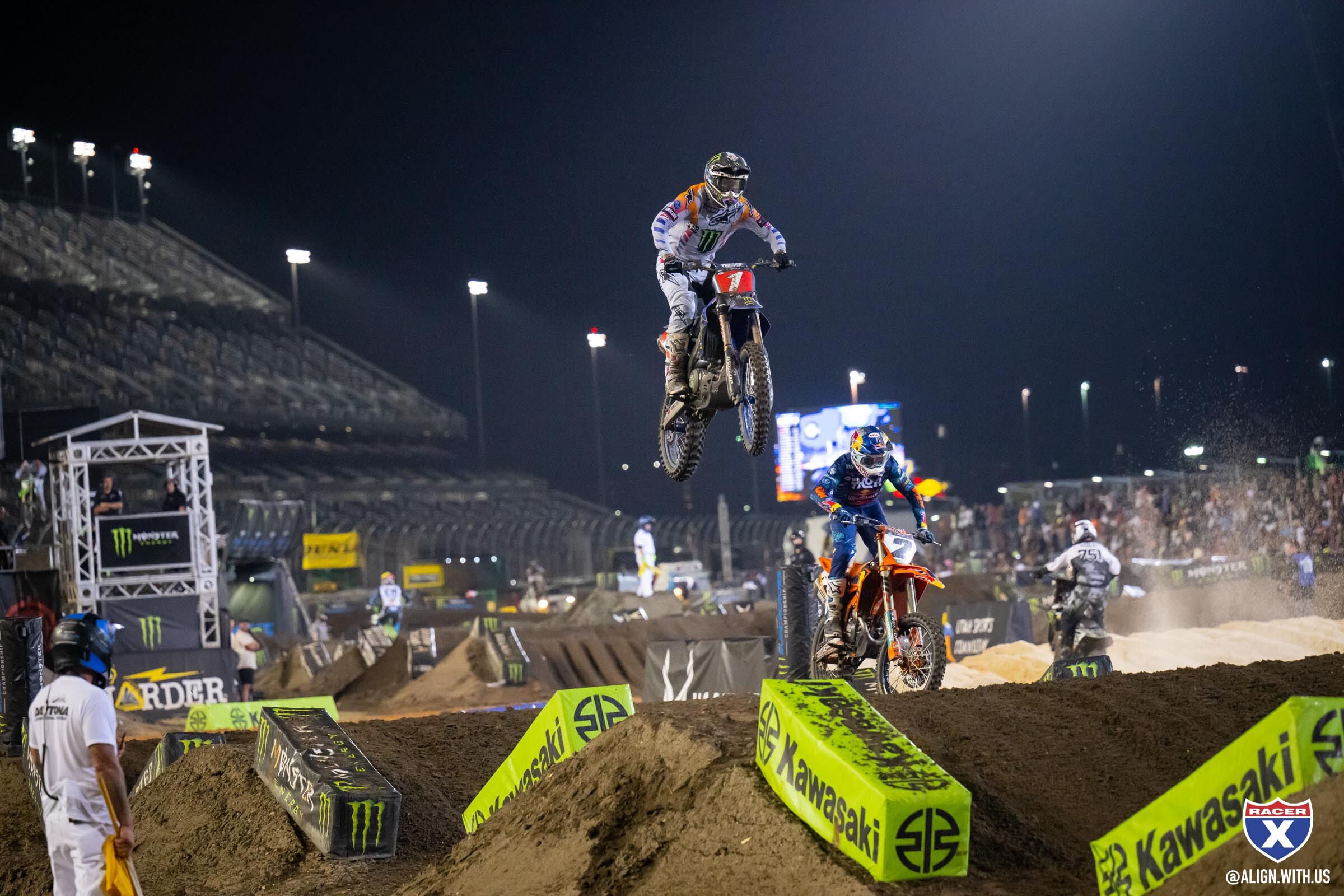 2023_DAYTONA_SX_ALIGN_MEDIA_X_RACER_X_110