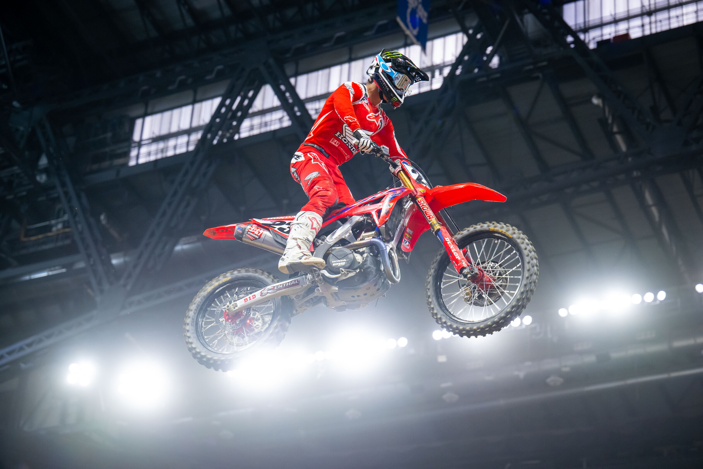 Chase Sexton pressured for the lead early until another costly crash.