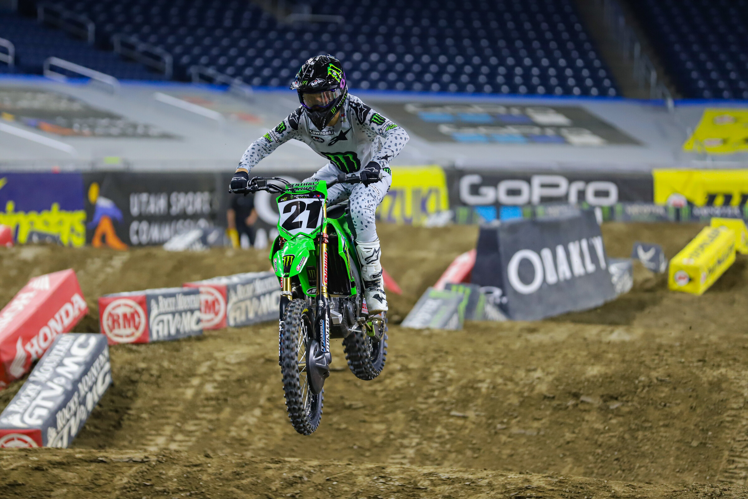 Kendra - Detroit Misc SX23 IMG_7068