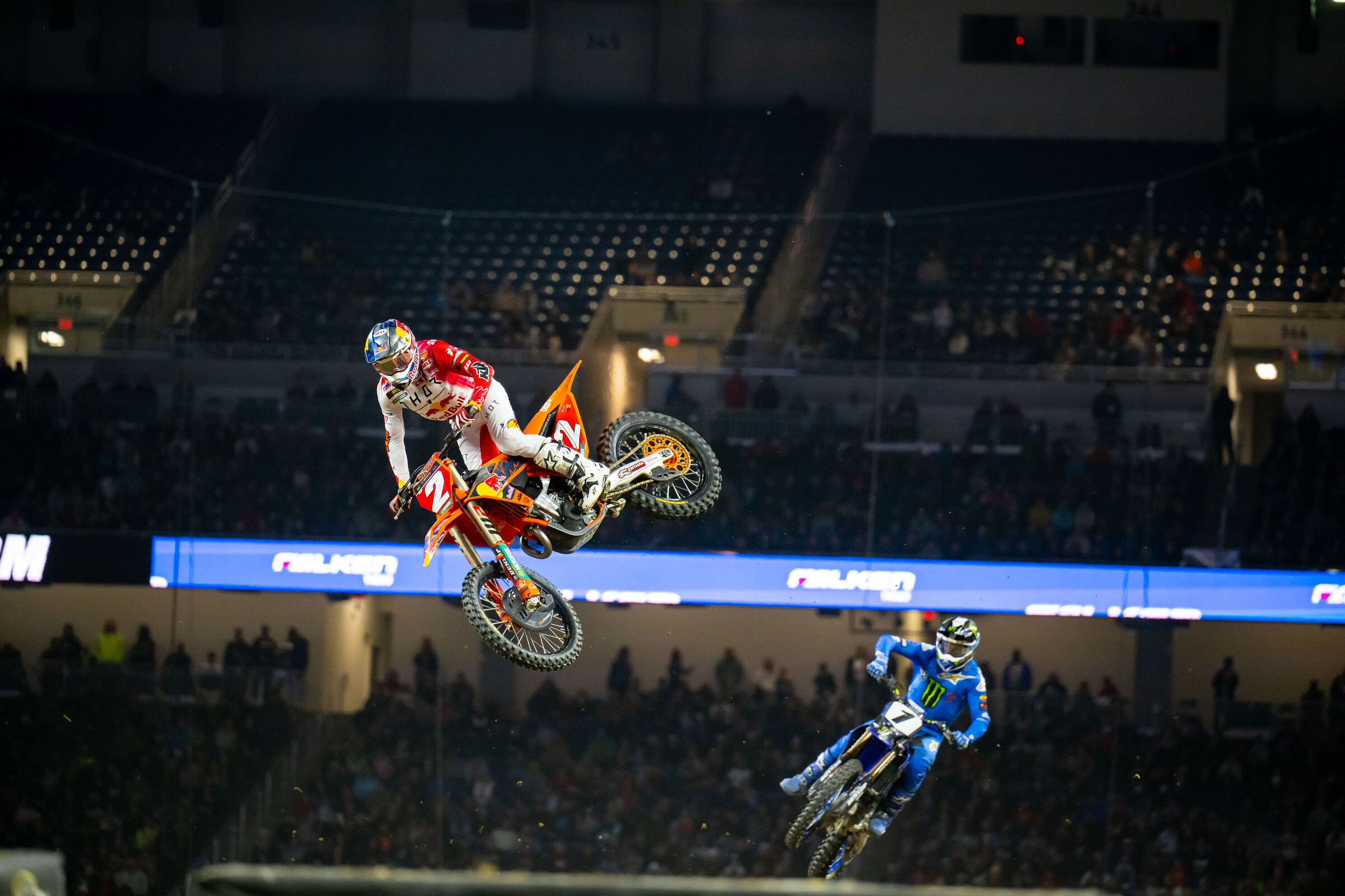 Cooper Webb leads Eli Tomac.