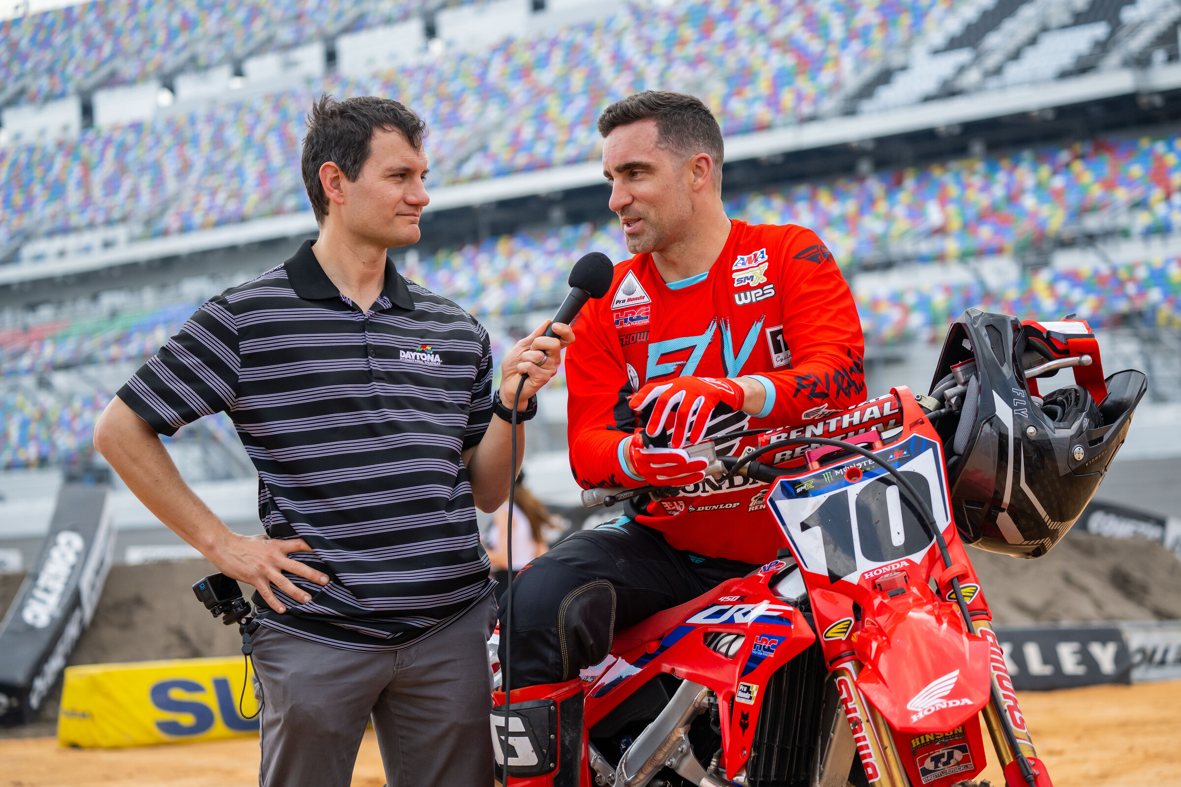Daytona SX announcer Weege and Grand Marshal Justin Brayton.