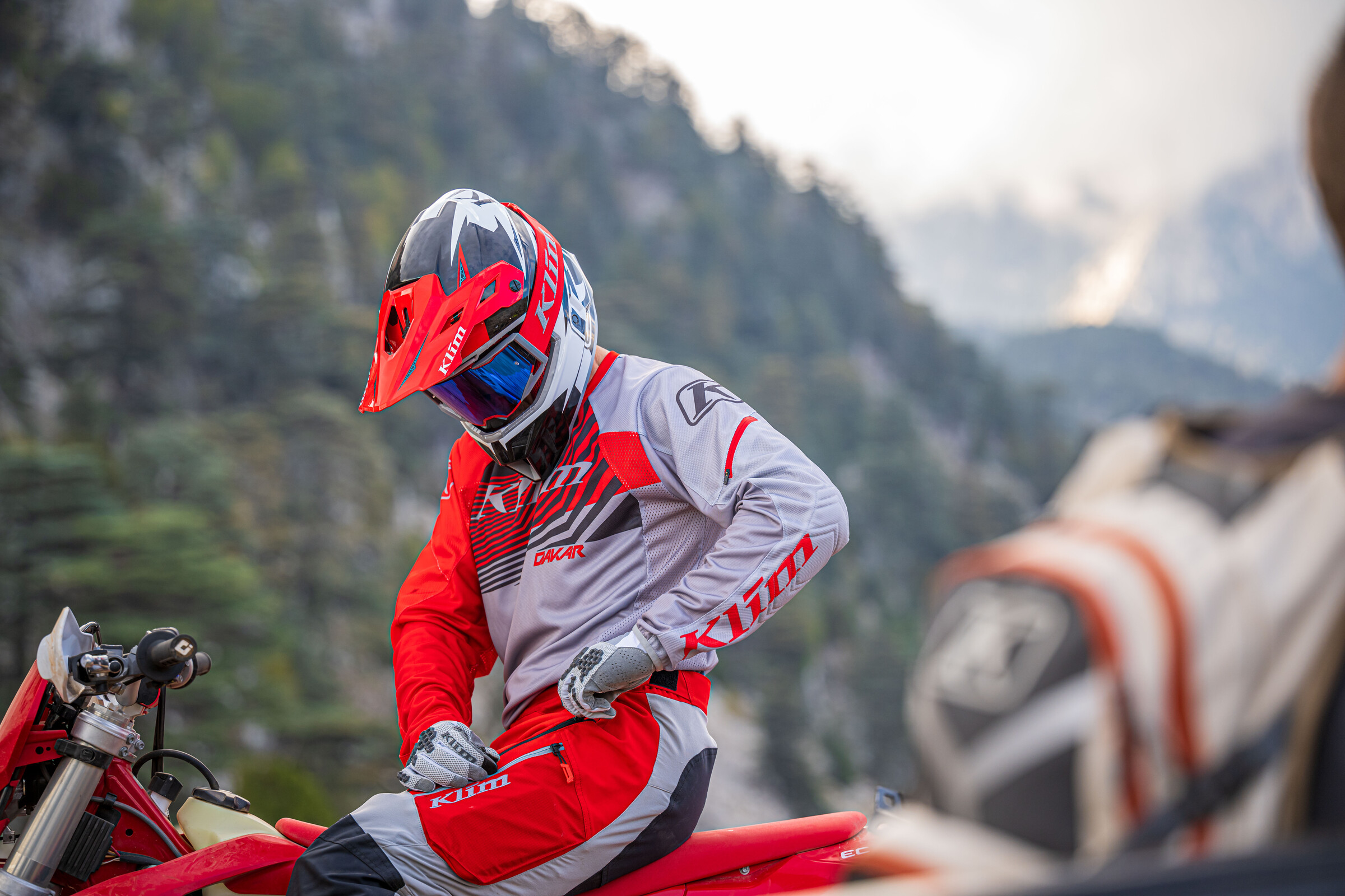 KLIM-2023-New-Off-Road-Gear-Dakar