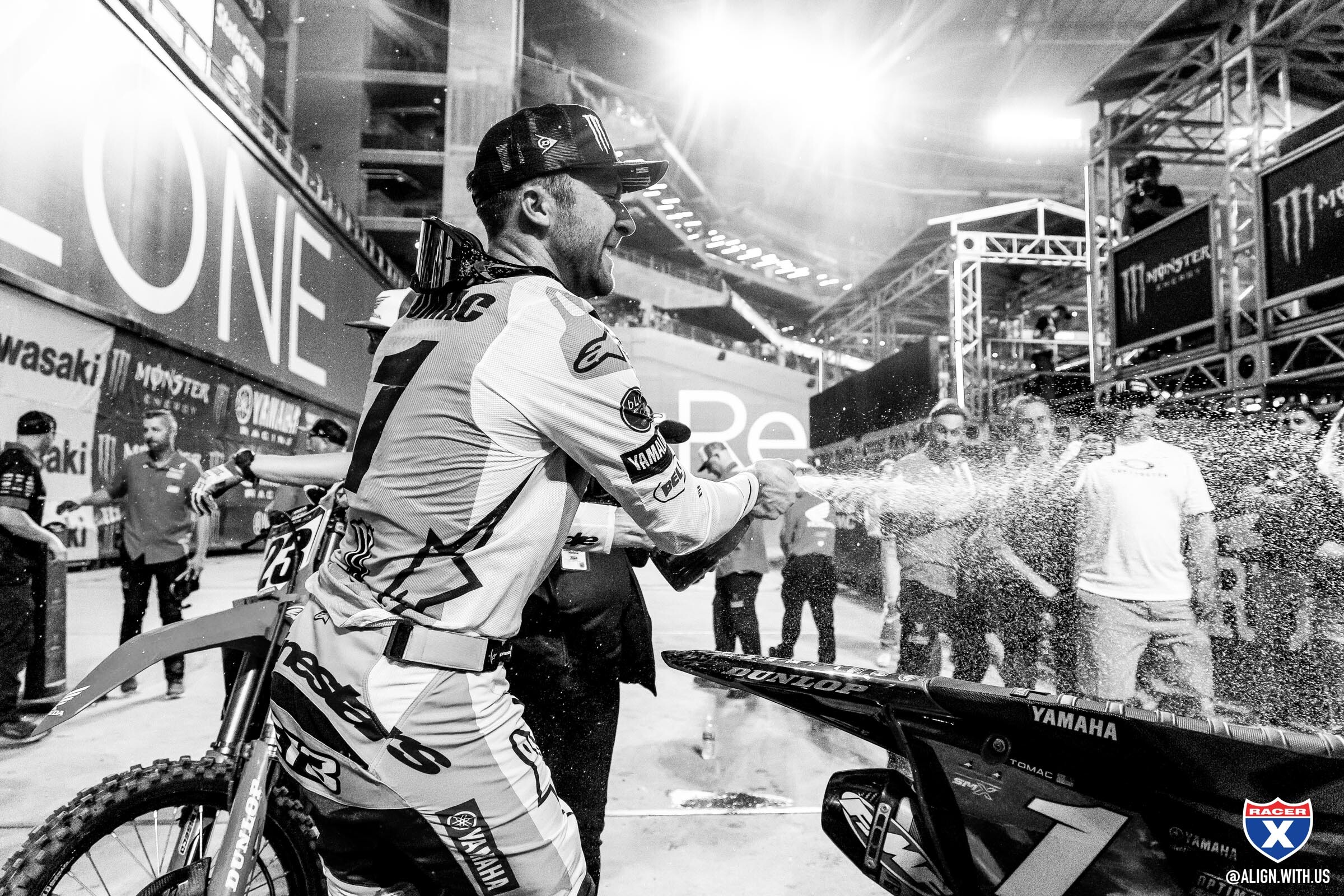 2023_GLENDALE_SX_ALIGN_MEDIA_X_RACER_X_120