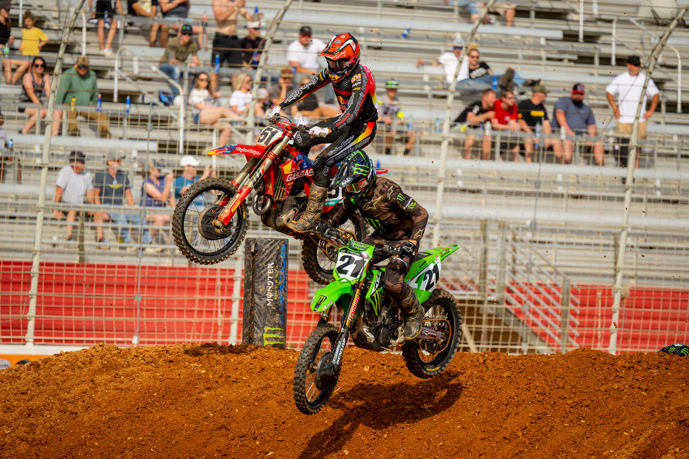 Barcia and Anderson battling it out in their heat race.