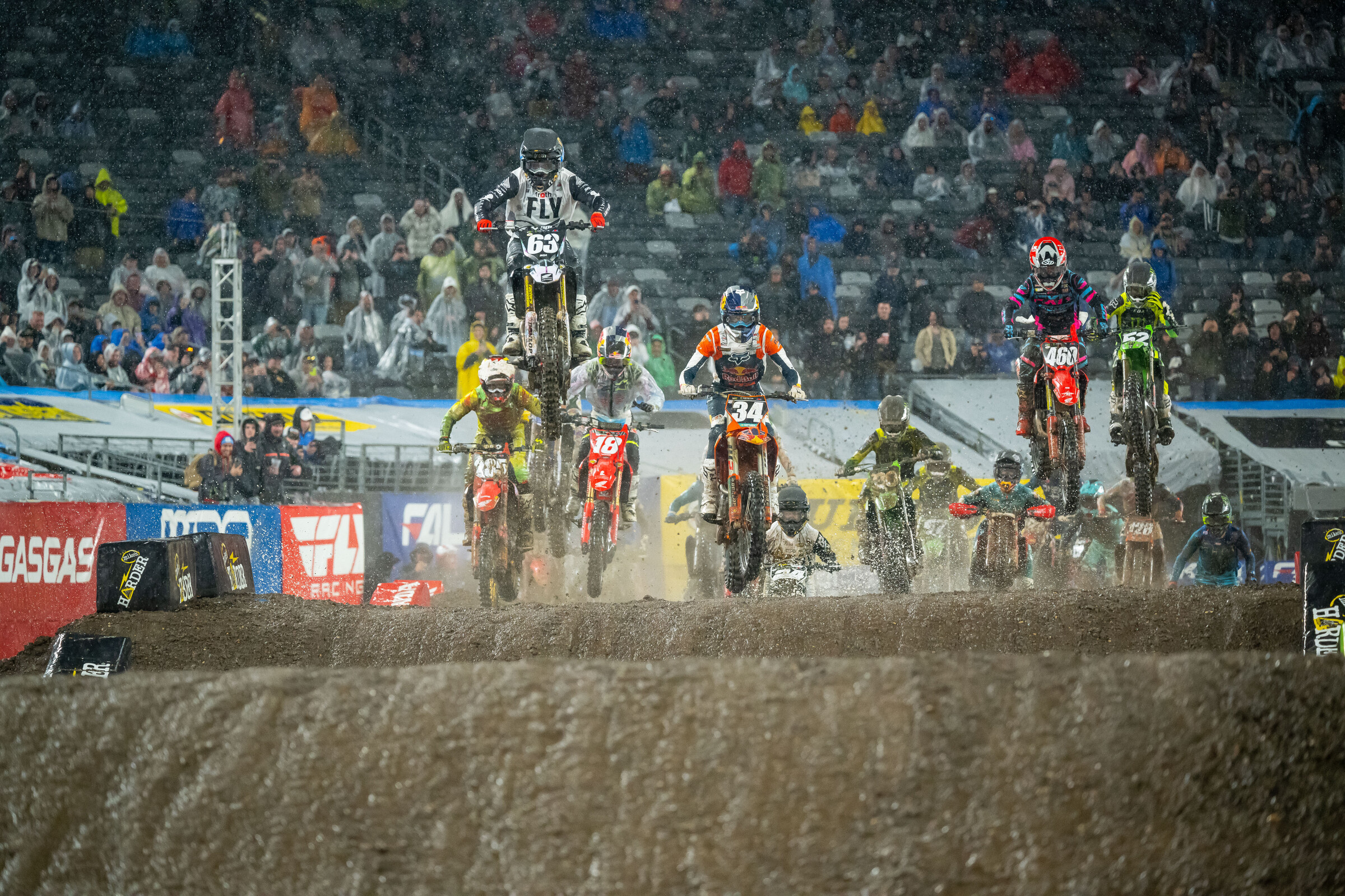Max Anstie and Max Vohland out front in the 250SX East/West Showdown main event.