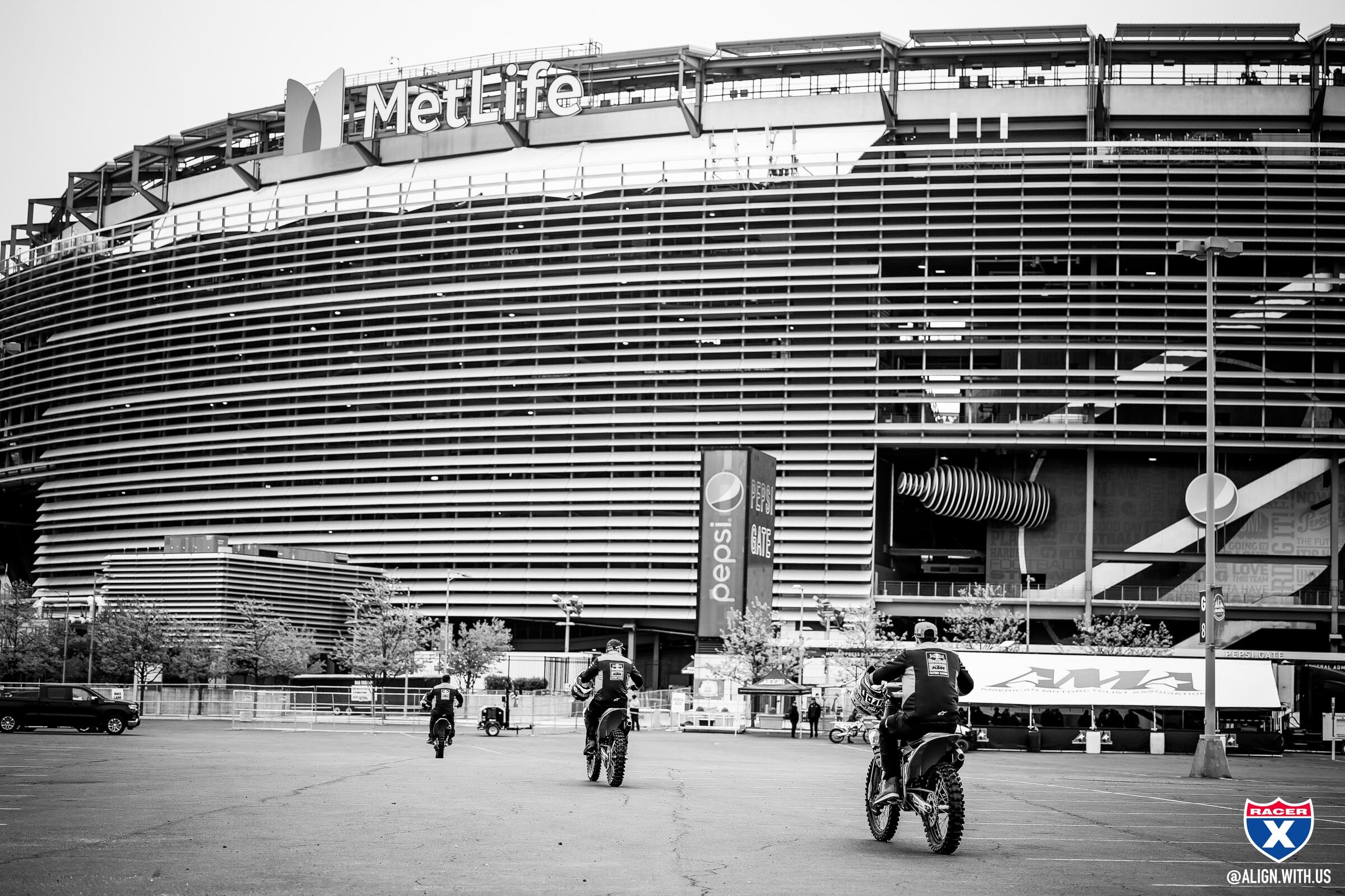 2023_EAST_RUTHERFORD_SX_ALIGN_MEDIA_X_RACER_X_001