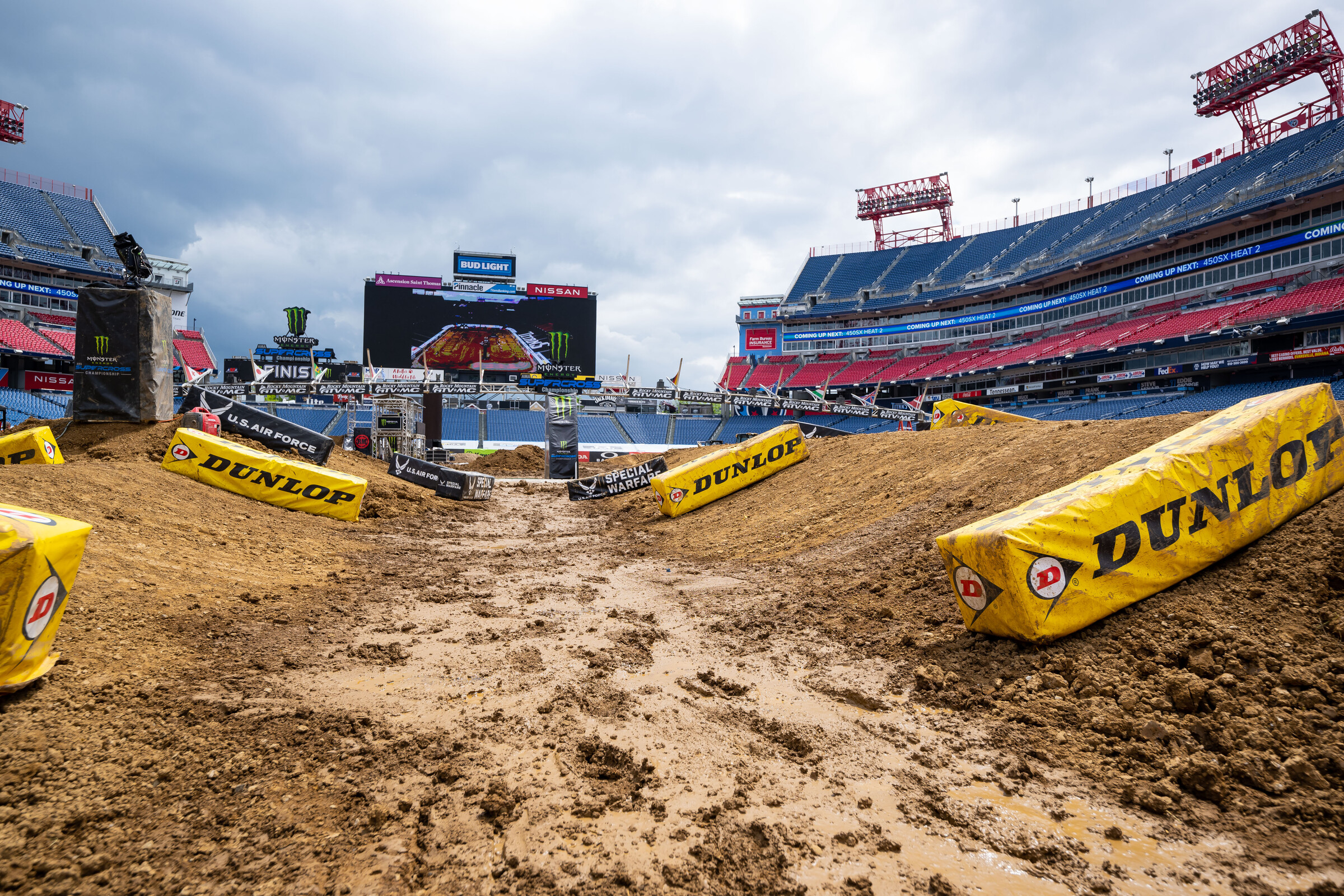 This is what the track looked like yesterday, but it even then, the obstacles themselves were nice and dry.