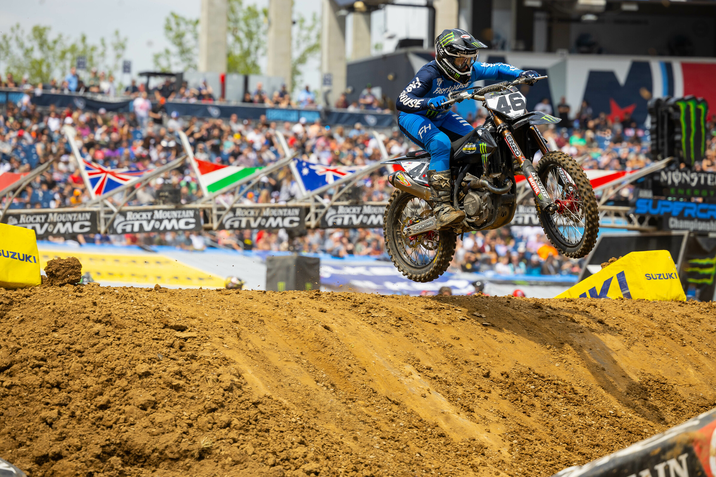 450 Words: Justin Hill