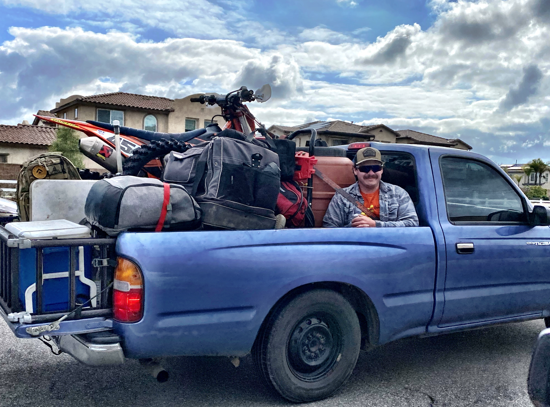 That’s Spencer Allen riding to Fox Raceway in the pack of Layton Smail’s pickup. 