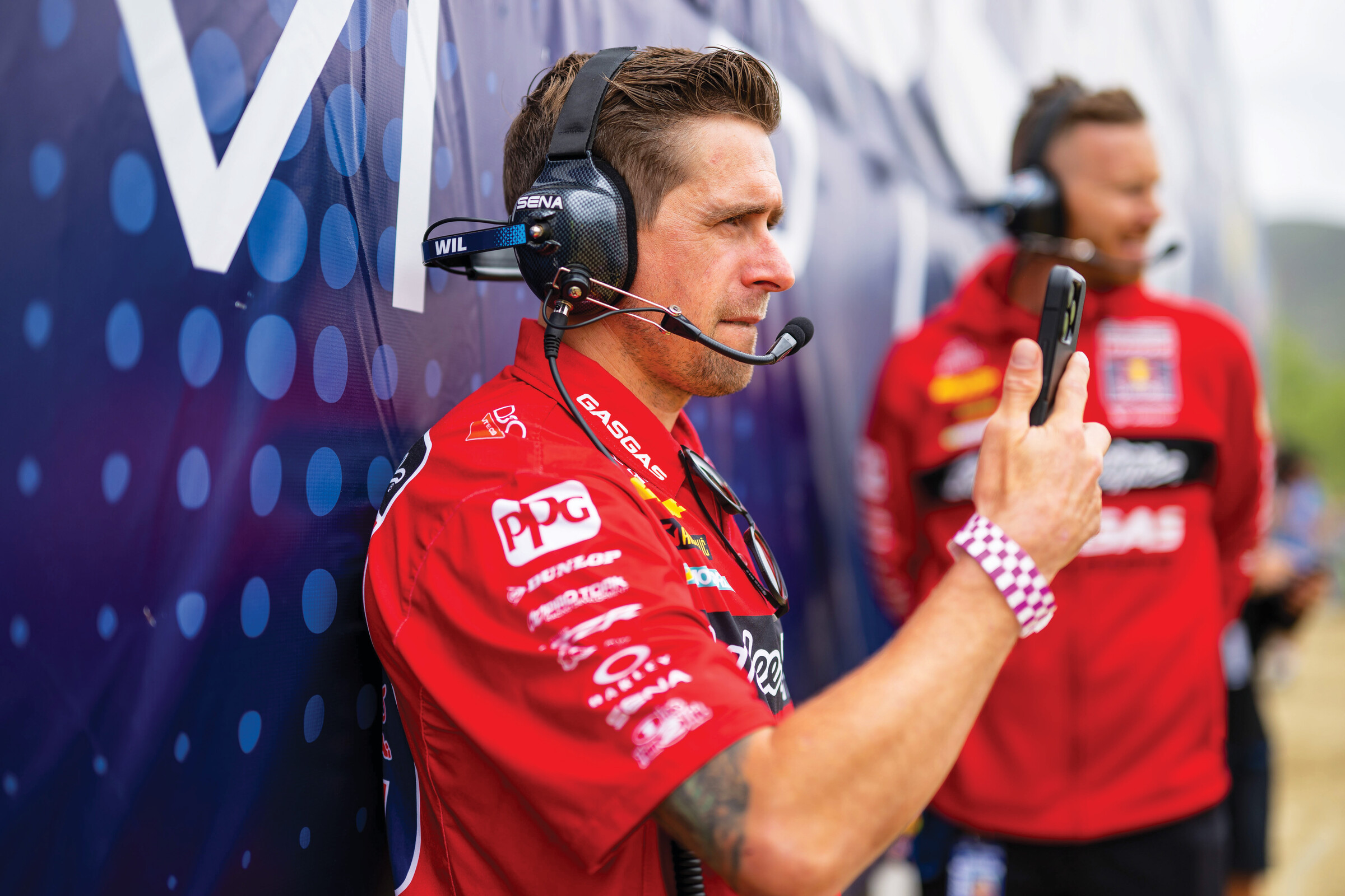 Wil Hahn posts a quick status  update from behind the gate: “Loud.”