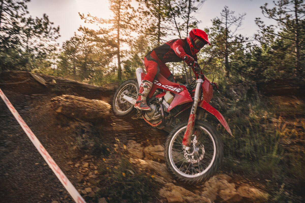 59717_Cross Country _ 4-strokes _ 2024 _ Action