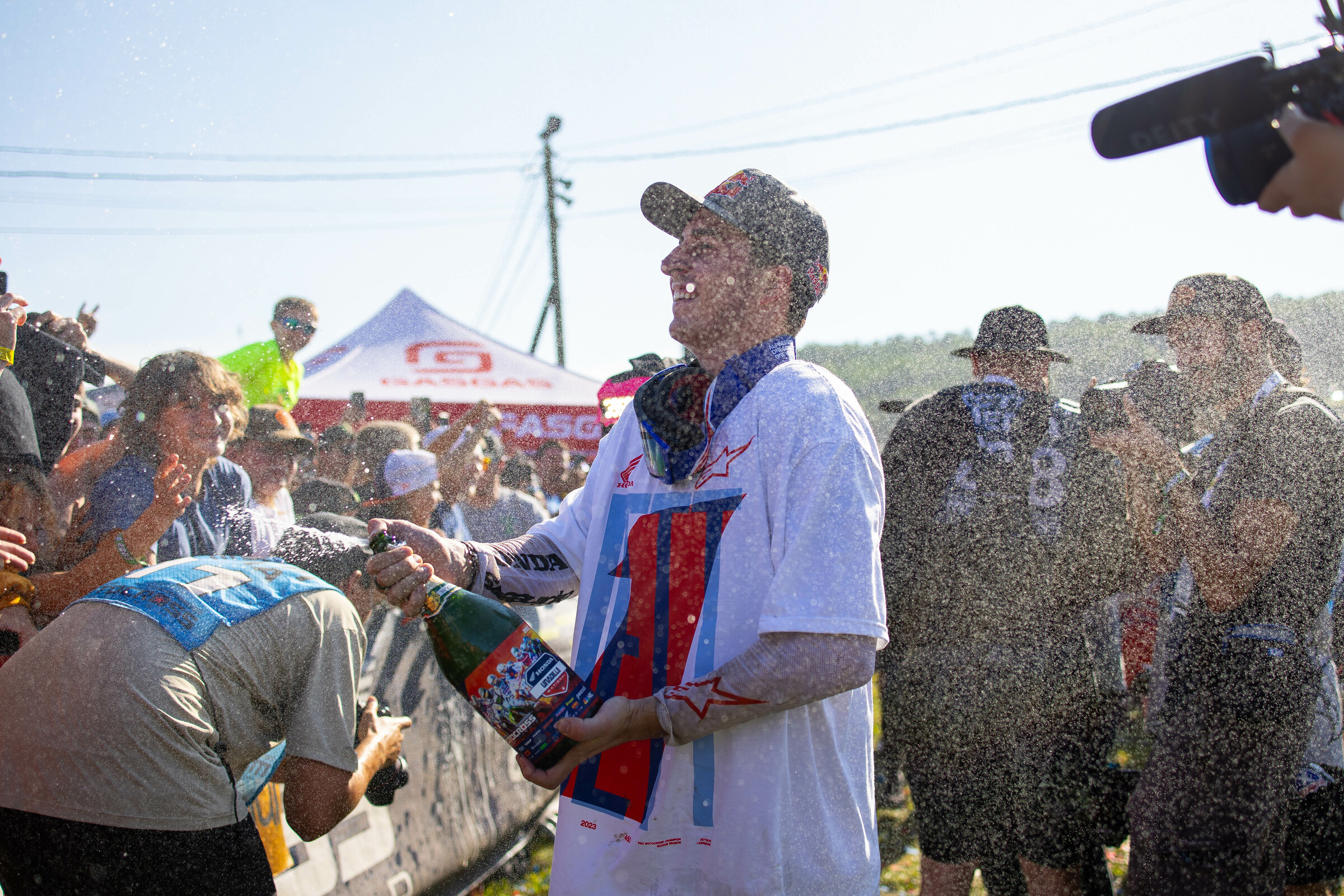 250 Words: Hunter Lawrence