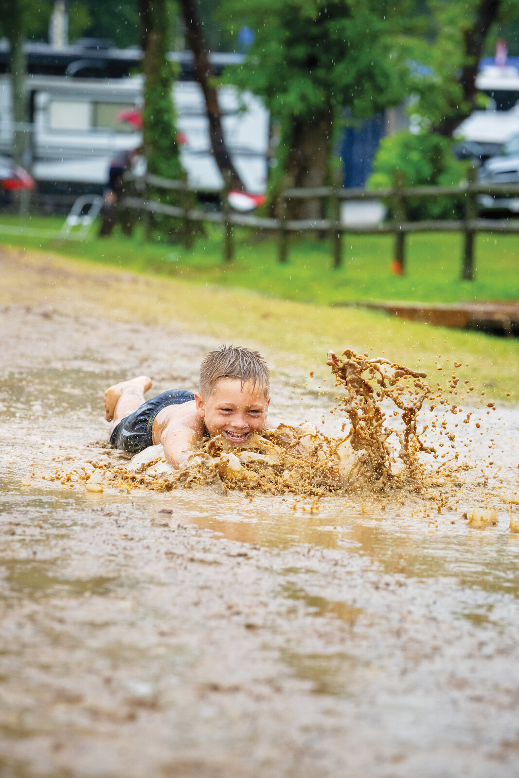 There’s plenty of rain delays—and rain-delay fun—at Loretta’s.