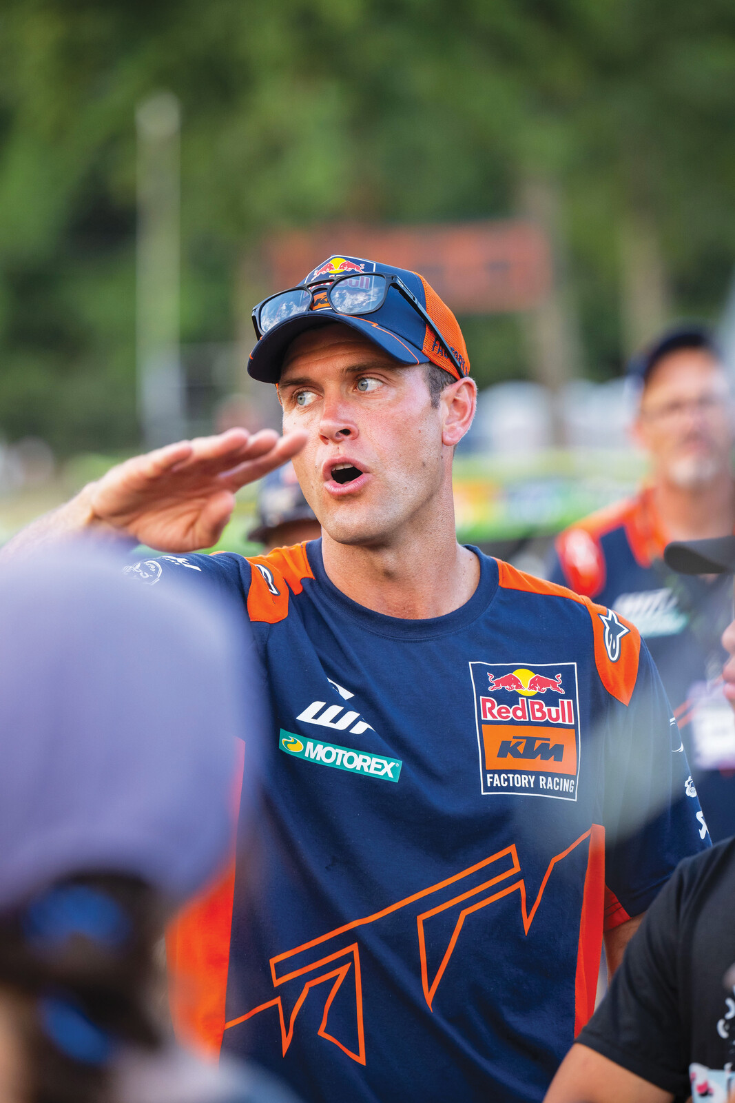 Ryan Dungey shouts out some tips during the KTM kids’ track walk.