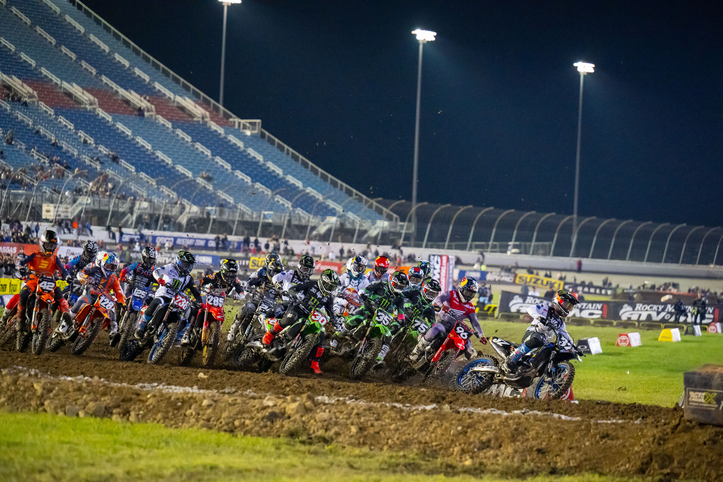 Race Report from the 2023 Chicagoland SuperMotocross World Championship