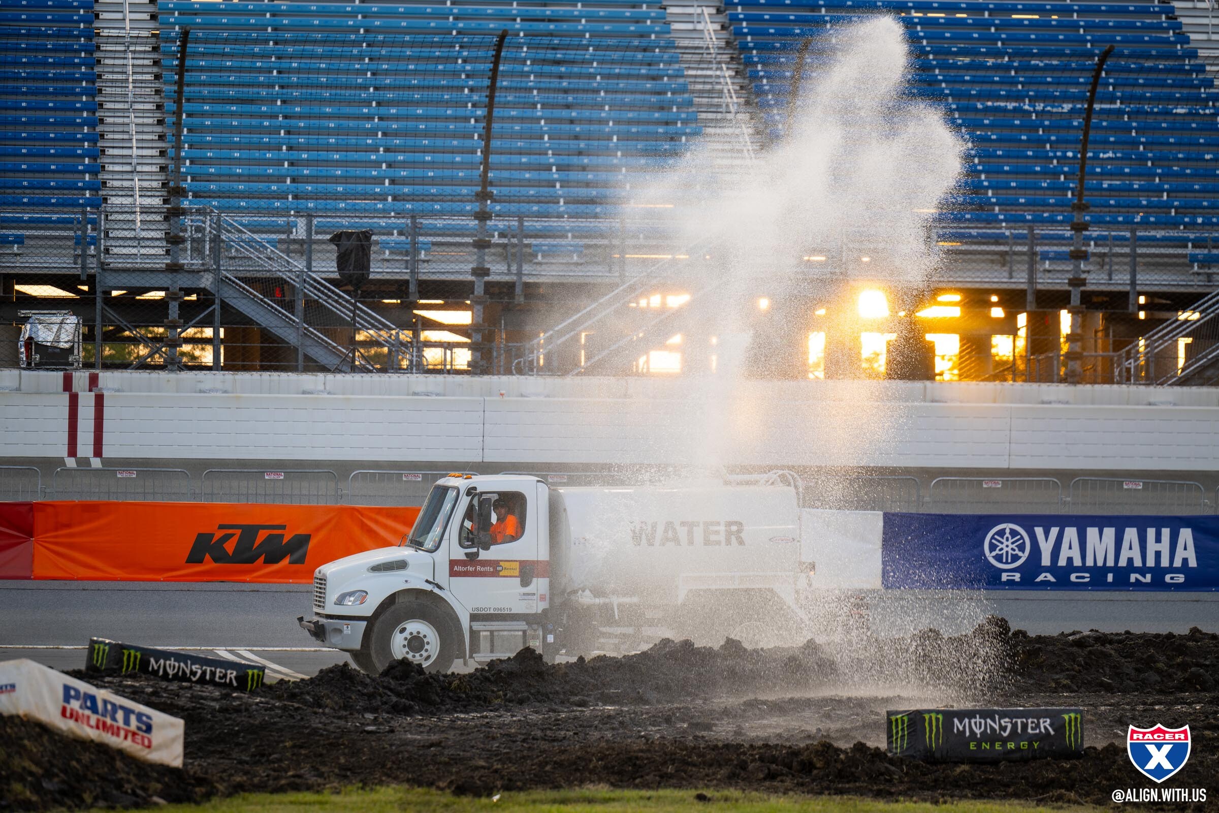 2023_CHICAGO_SMX_ALIGN_MEDIA_X_RACER_X_031