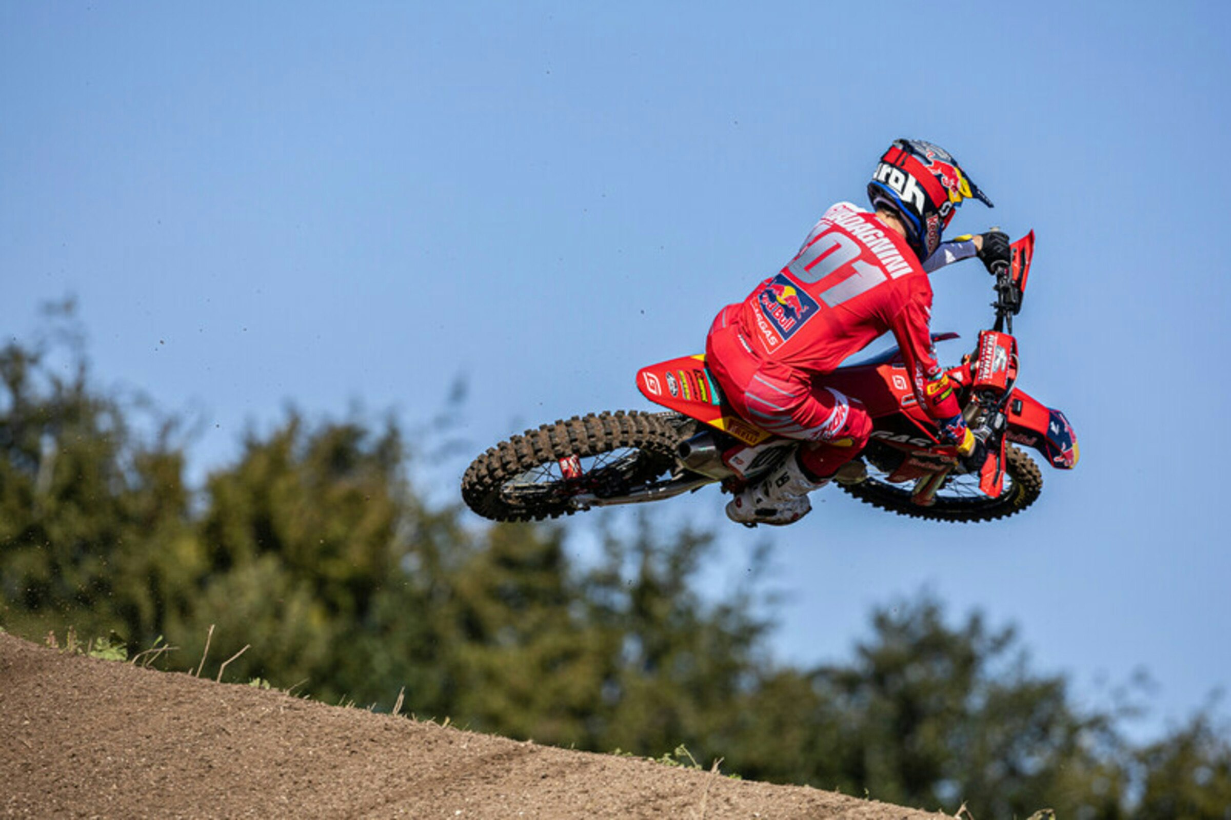 Guadagnini (Italy), Braceras (Spain) Out for Motocross of Nations